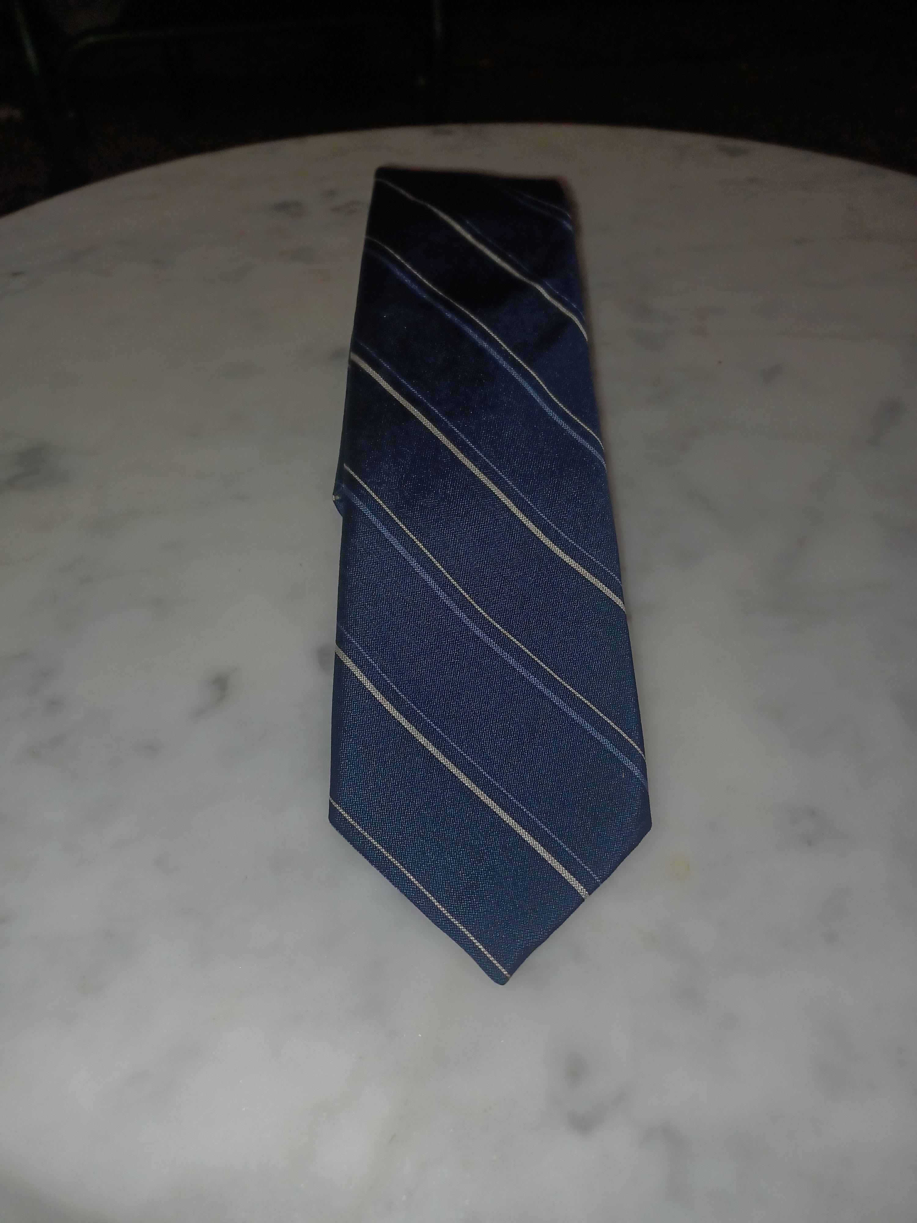 Oscar De La Renta Oscar de la Renta Men's 100% Silk Tie Navy Striped Size ONE SIZE - 1 Thumbnail