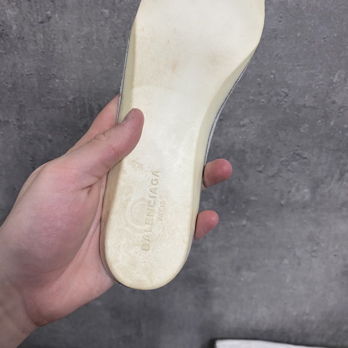Balenciaga Balenciaga Arena Low Top White Leather Shoes With Box Luxury Size US 5.5 / EU 38 - 15 Thumbnail