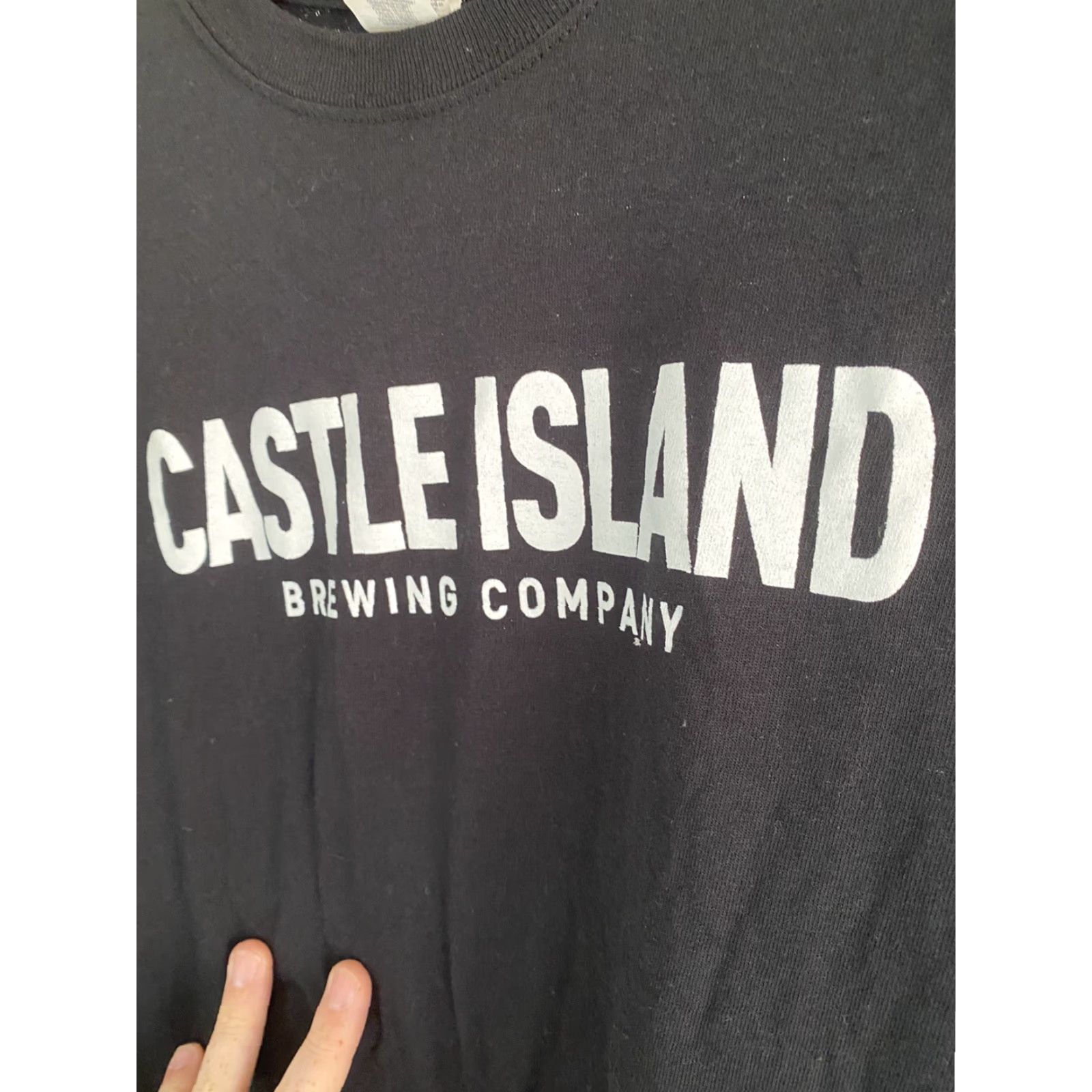 Gildan Mens Medium Castle Island Brewing Co Black Cannon Shirt Beer Norwood M Mens Size US M / EU 48-50 / 2 - 4 Thumbnail