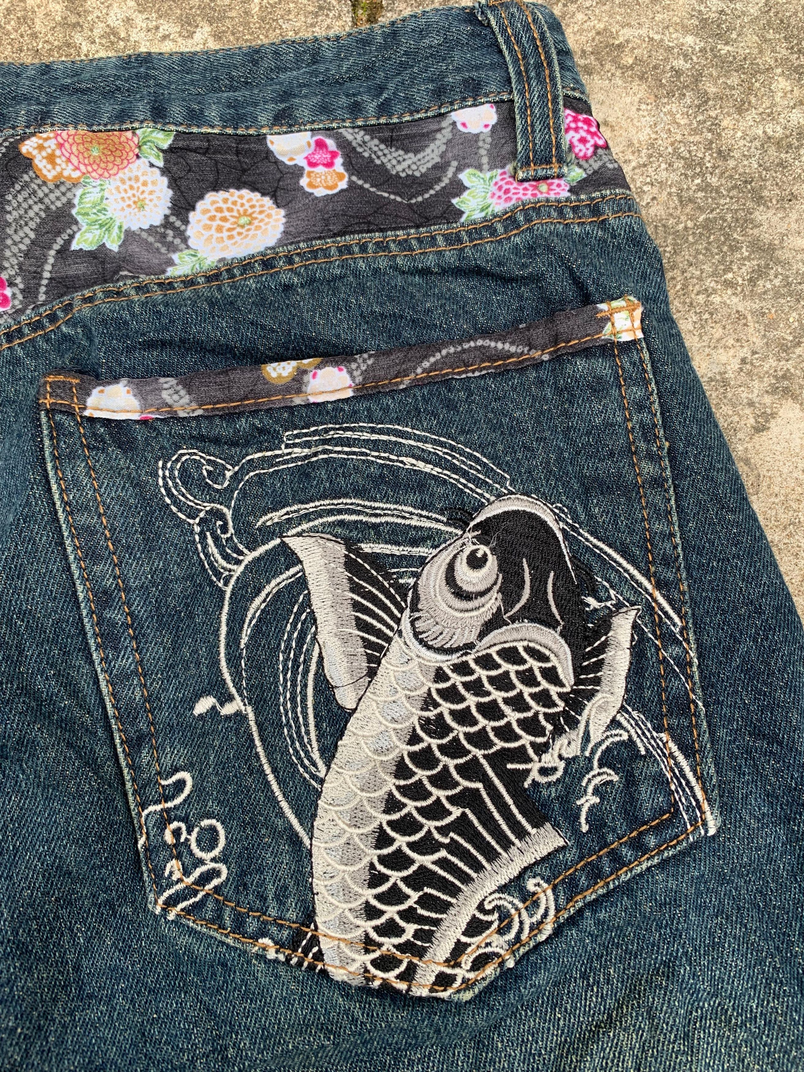 Designer × Japanese Brand Memory Special Koi Fish Short Pants Size US 34 / EU 50 - 7 Thumbnail