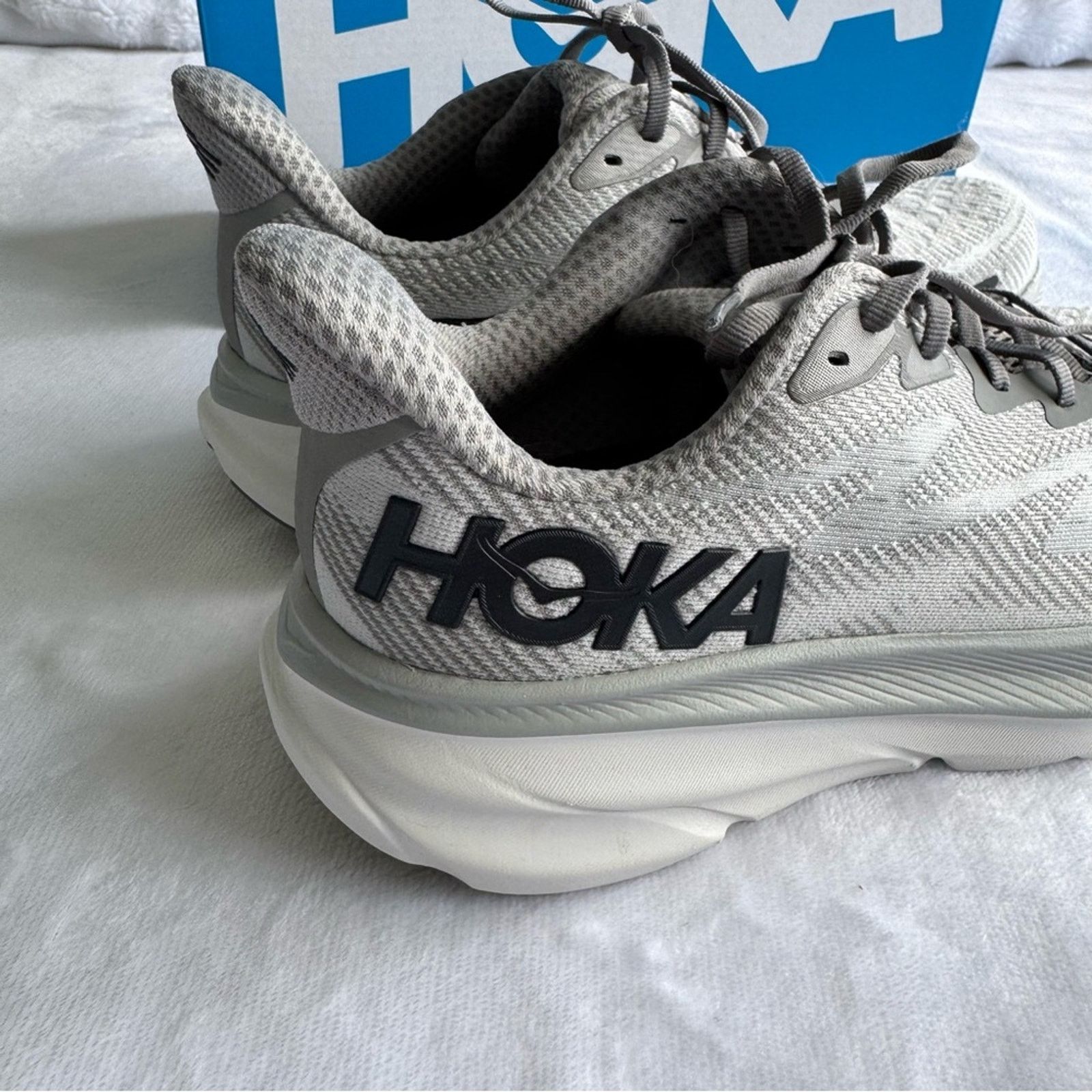 Hoka New! HOKA Gray Running Shoes, Clifton 9, Size 9D Men Size US 9 / EU 42 - 2 Thumbnail