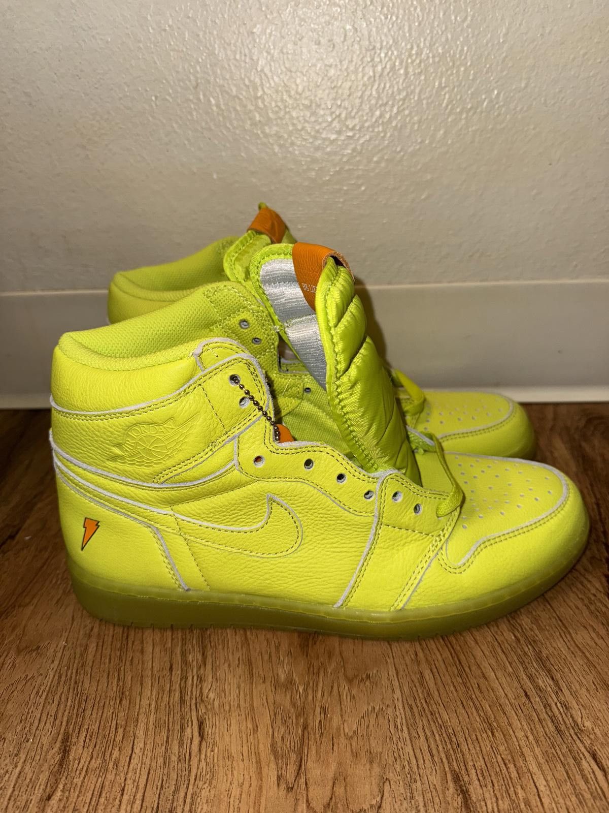 Nike Jordan 1 Retro High Gatorade Cyber Size US 11 / EU 44 - 6 Thumbnail