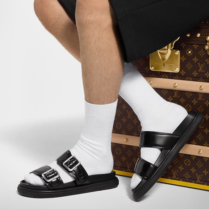Louis Vuitton LV Venice Mules Size US 6 / EU 39 - 2 Thumbnail