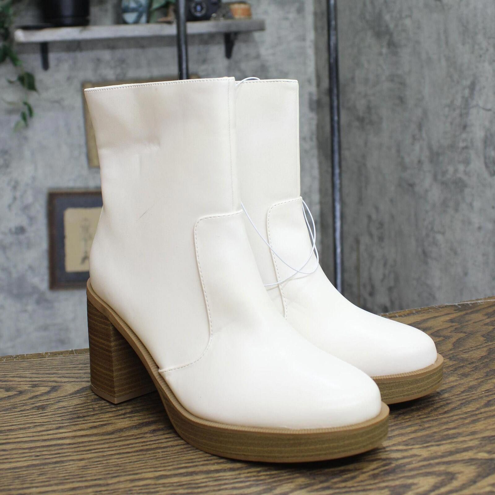 Other Universal Thread Boots with Memory Foam Insole Off White 9M Size US 9 / IT 39 - 1 Thumbnail