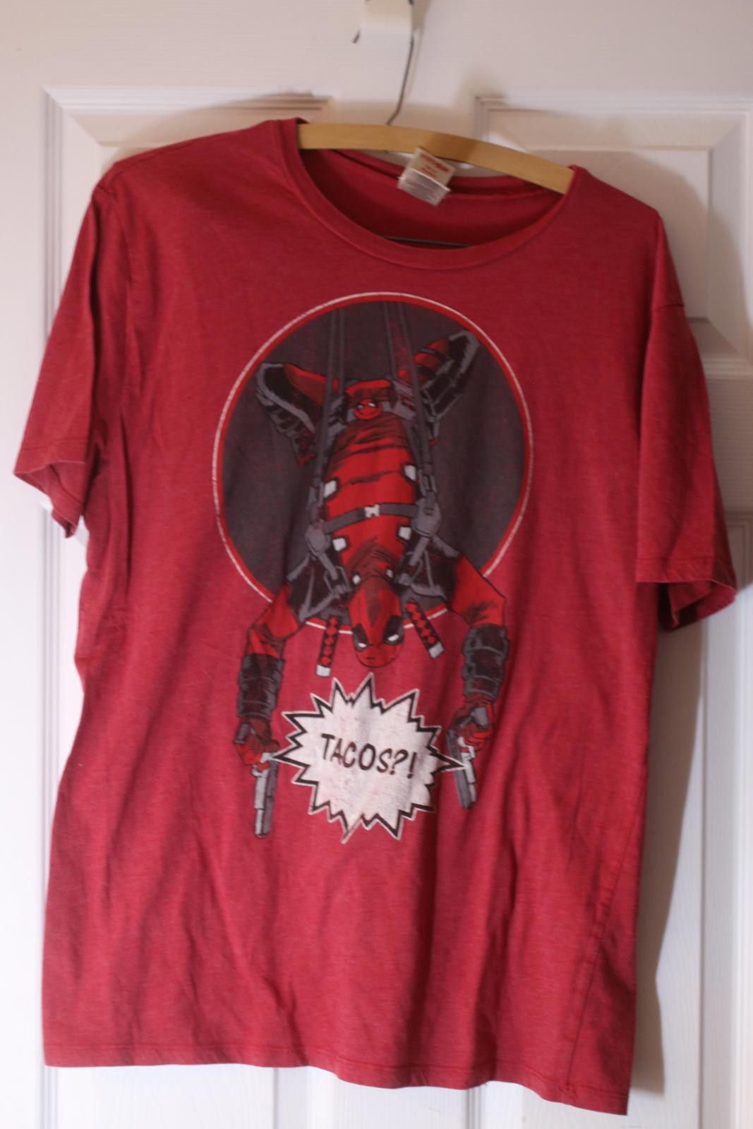 Star Wars Marvel Deadpool “Tacos?!” Graphic T-Shirt Red Large FifthTee Size L / US 10 / IT 46 - 1 Thumbnail