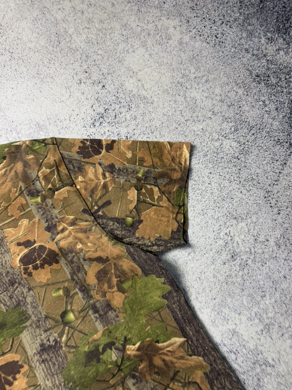 Realtree Crazy Vintage Y2K Realtree Camo T-shirt Carhartt Style Size US XL / EU 56 / 4 - 9 Thumbnail