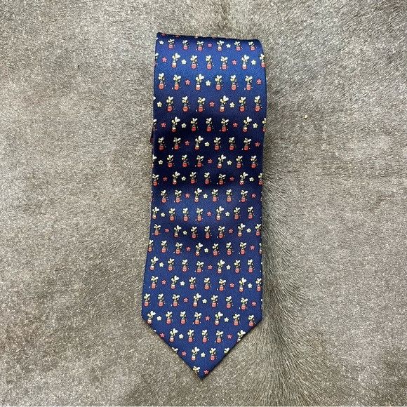 Salvatore Ferragamo Feragammo Floating Honeybee Bees Printed Silk Tie Size ONE SIZE - 1 Thumbnail