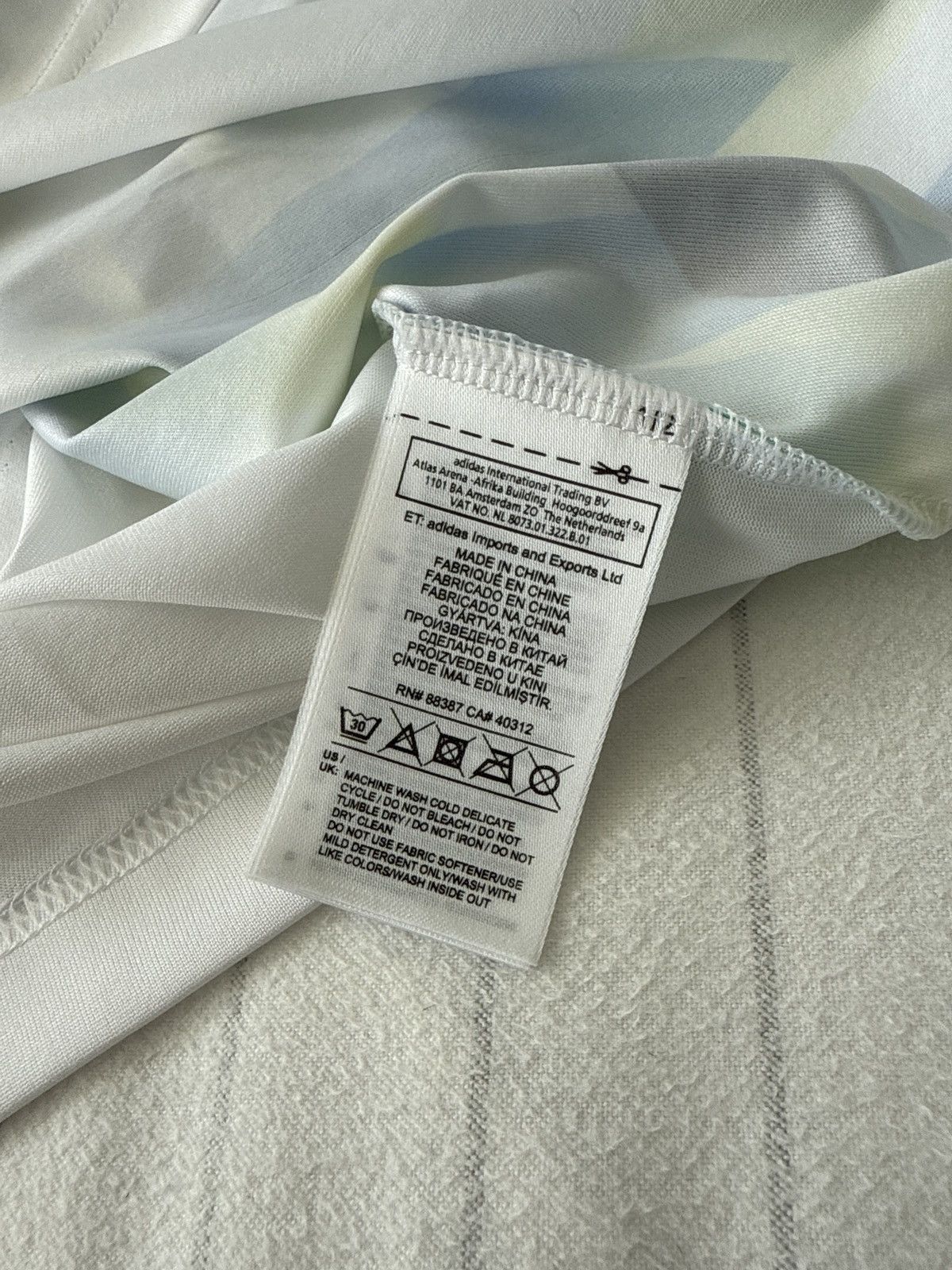 Adidas × Palace Palace Adidas Home Jersey White/Black Size Medium Size US M / EU 48-50 / 2 - 13 Thumbnail