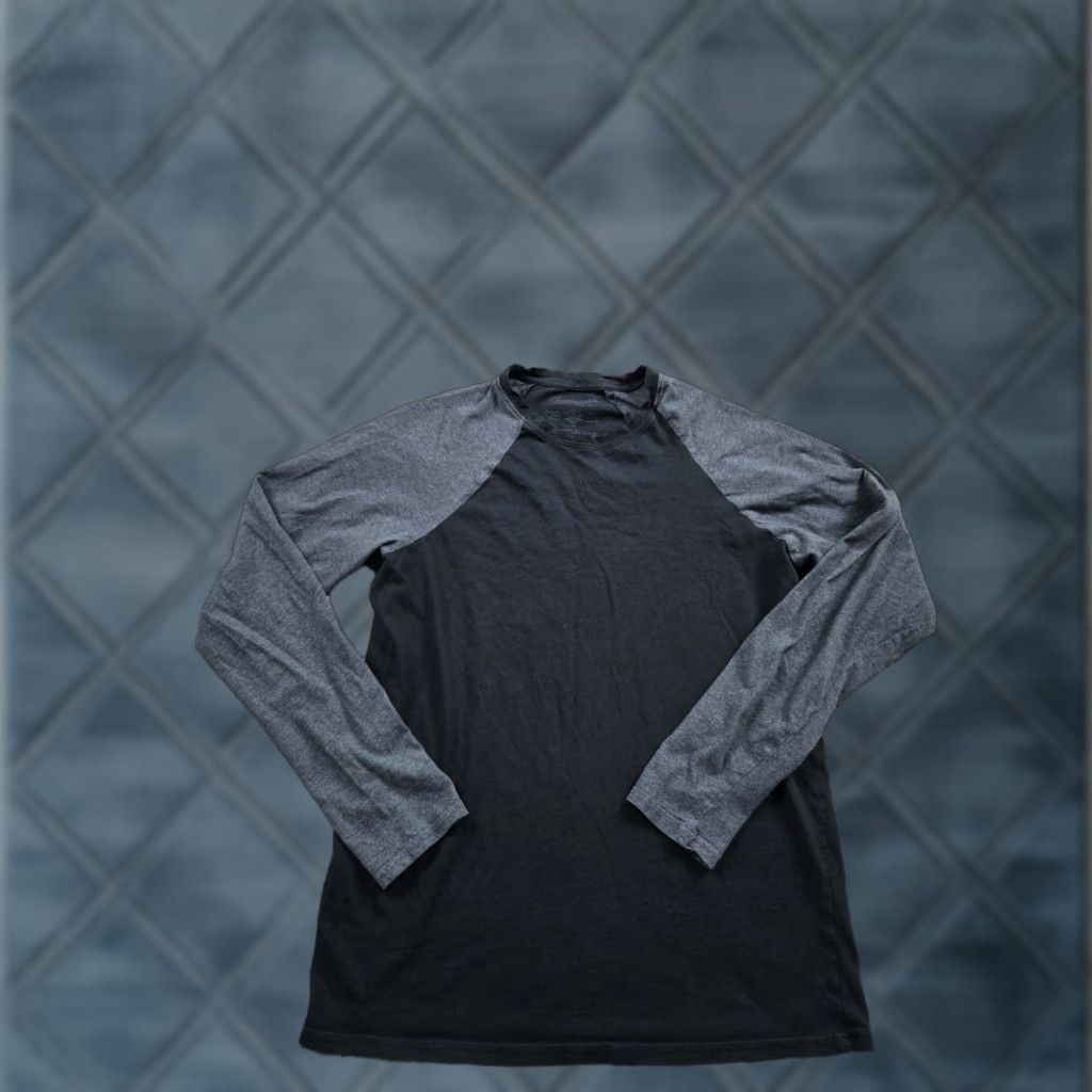 Vintage PACT Shirt Mens Small Black Gray Raglan Sleeve Crewneck Organic Cotton Pullover Size US S / EU 44-46 / 1 - 1 Thumbnail
