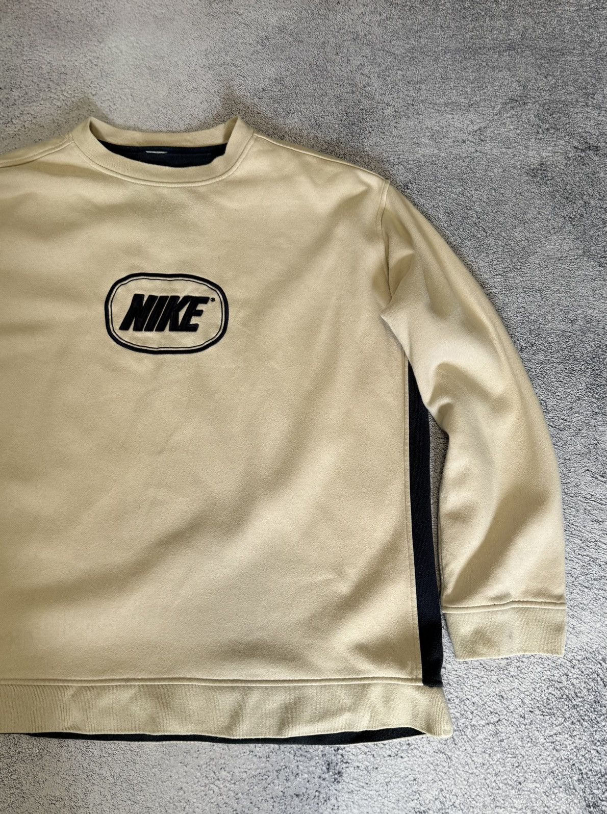Nike Vintage Nike Center Logo Sweatshirt XXL XXXL Y2K Swoosh Size US XXL / EU 58 / 5 - 6 Thumbnail
