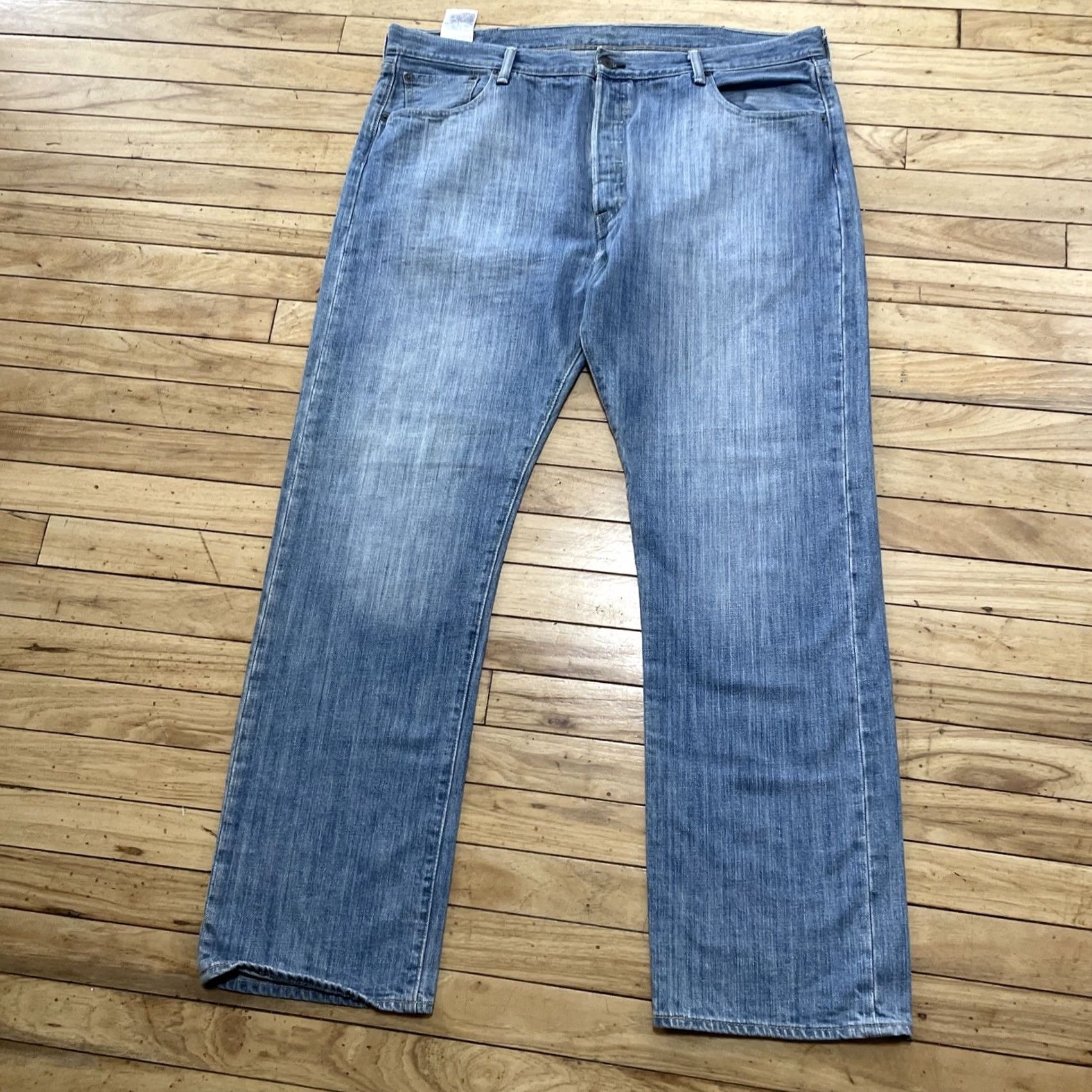 Levi's VINTAGE Levi's Jeans 501XX Light Blue Denim Straight 501 40x32 Mens Regular Blue Jeans 5-Pocket Logo Zipper Button Vintage Mens Size US 36 / EU 52 - 2 Thumbnail