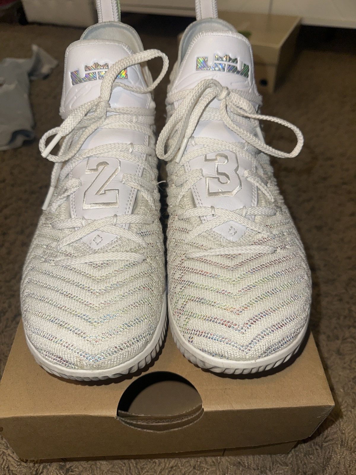 Nike LeBron 16 Buzz Lightyears! CLEAN Size US 10.5 / EU 43-44 - 4 Thumbnail