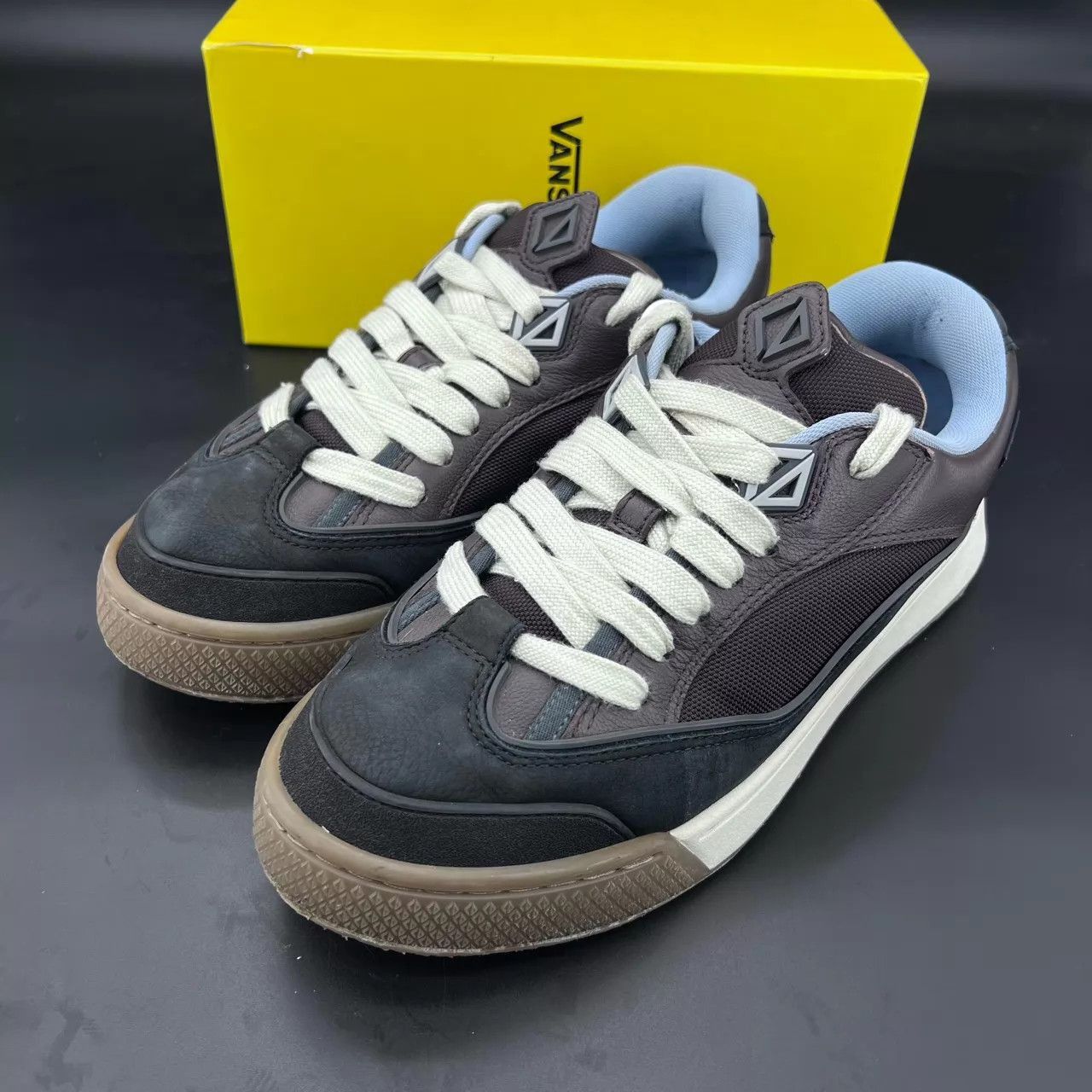 Dior Blue Lowtop Sneakers Size 13 Size US 13 / EU 46 - 1 Thumbnail