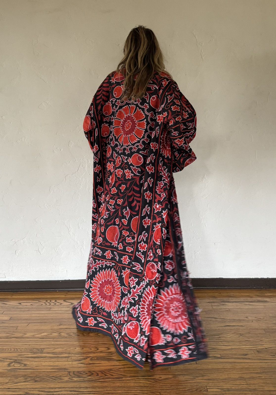 Handmade Turkish Red Black Handmade Embroidered Full Length Kaftan Size ONE SIZE - 5 Thumbnail