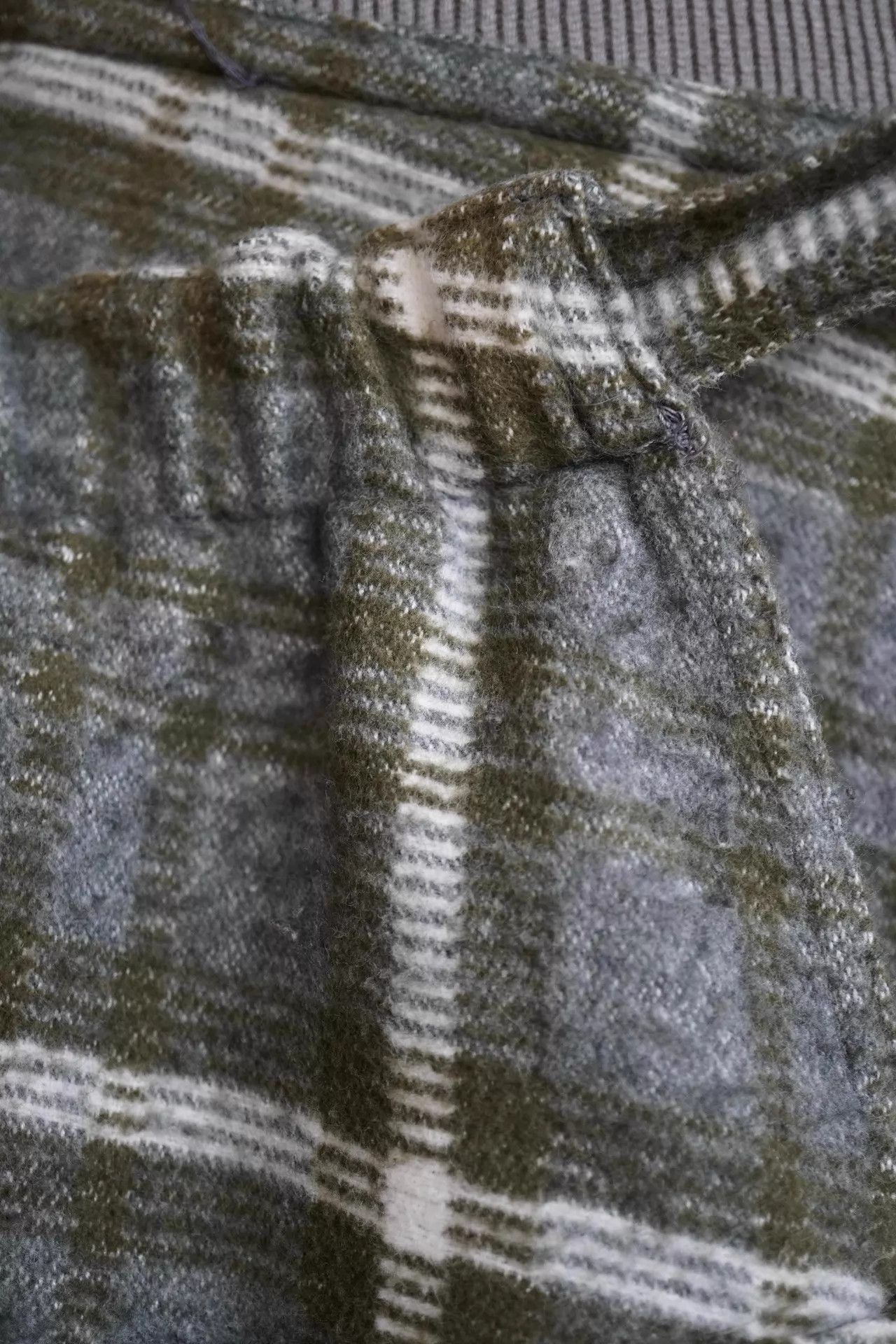 Comme des Garcons COMME des GARCONS 1983 Early Checked Skirt Women’s Size 27" / US 4 / IT 40 - 9 Thumbnail