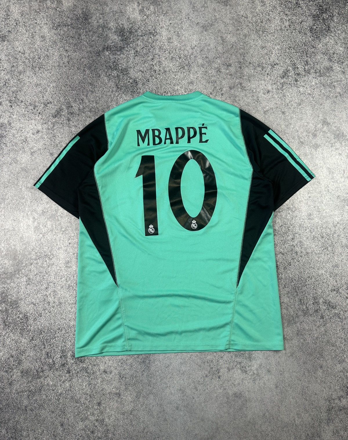 Adidas Adidas Real Madrid 10 Mbape Soccer Jersey Blokecore USA XL Size US XL / EU 56 / 4 - 1 Thumbnail