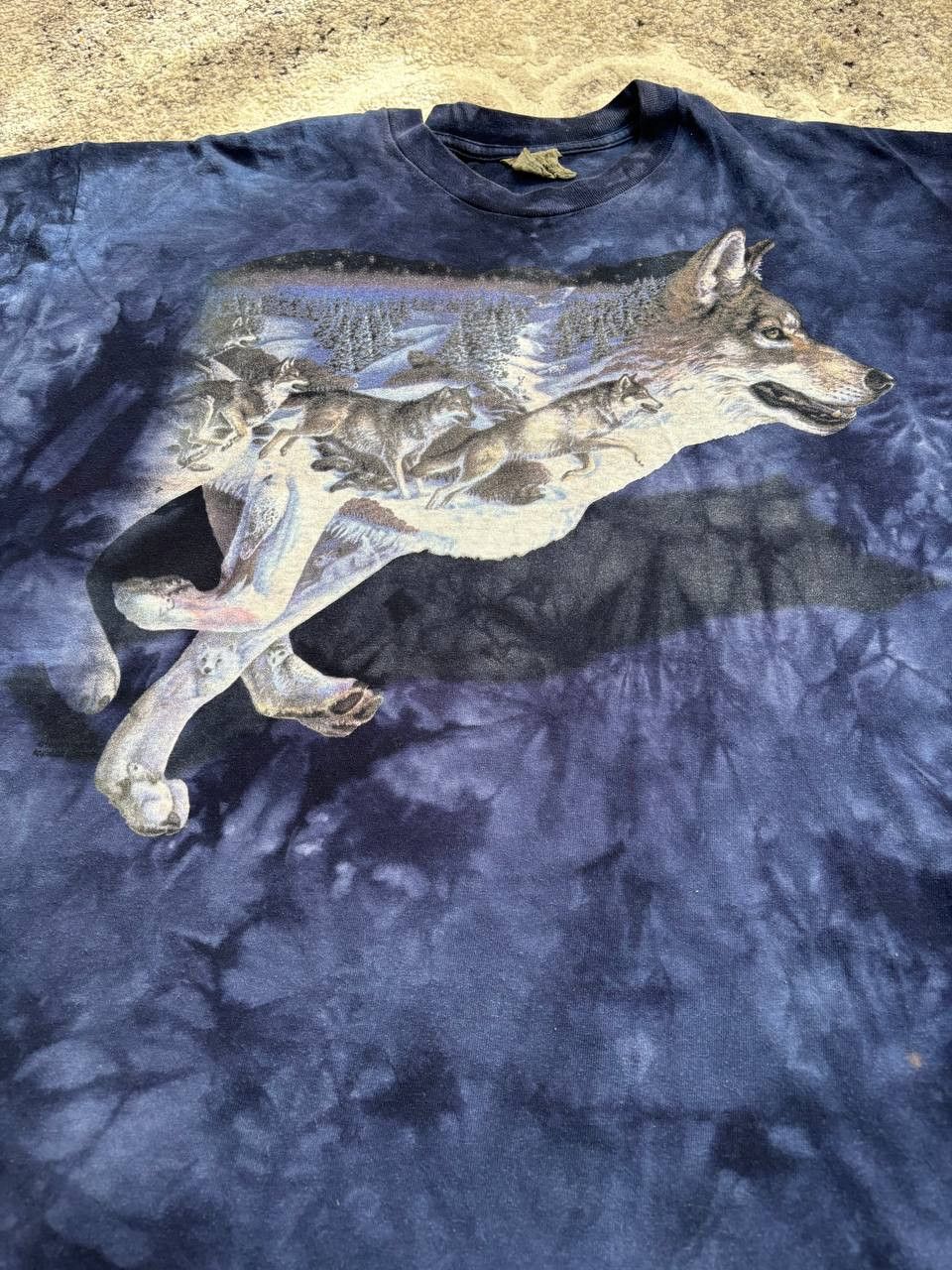 The Mountain Vintage The Mountain Running Wolves Tie-Dye Tee Made in USA Size US XXL / EU 58 / 5 - 5 Thumbnail