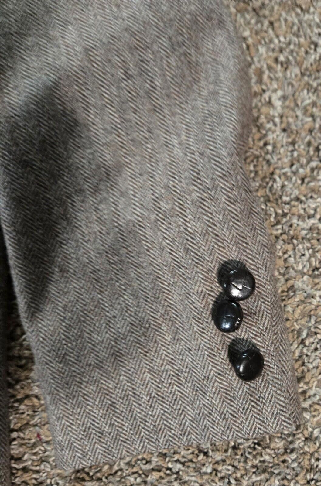 Stafford Stafford Herringbone Pattern 3 Piece Suit 44S SEE MEASURE Size 38R - 3 Thumbnail