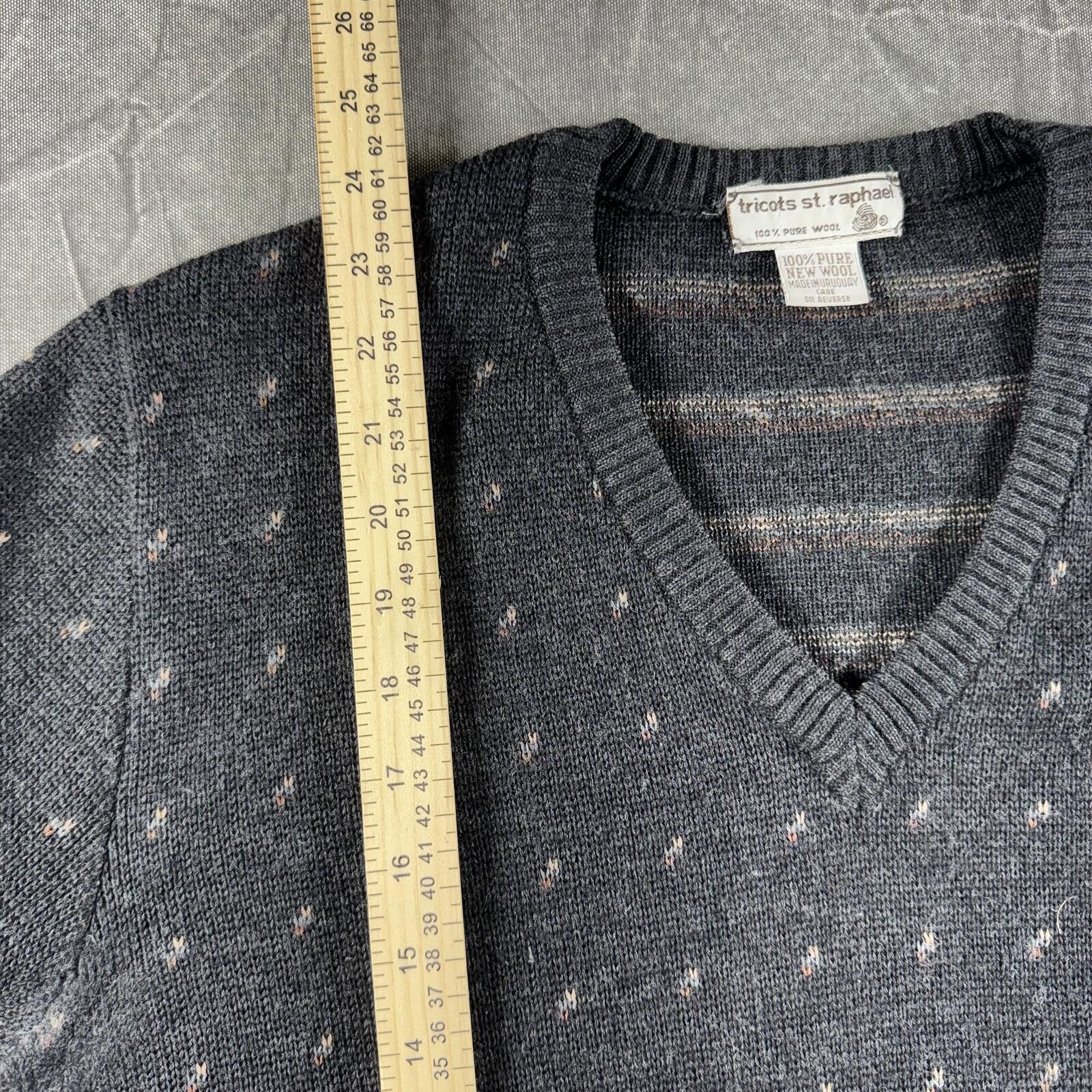 Tricots St. Raphael Tricots St. Raphael Sweater Men's Black Pure Wool V-Neck VTG Size US M / EU 48-50 / 2 - 3 Thumbnail