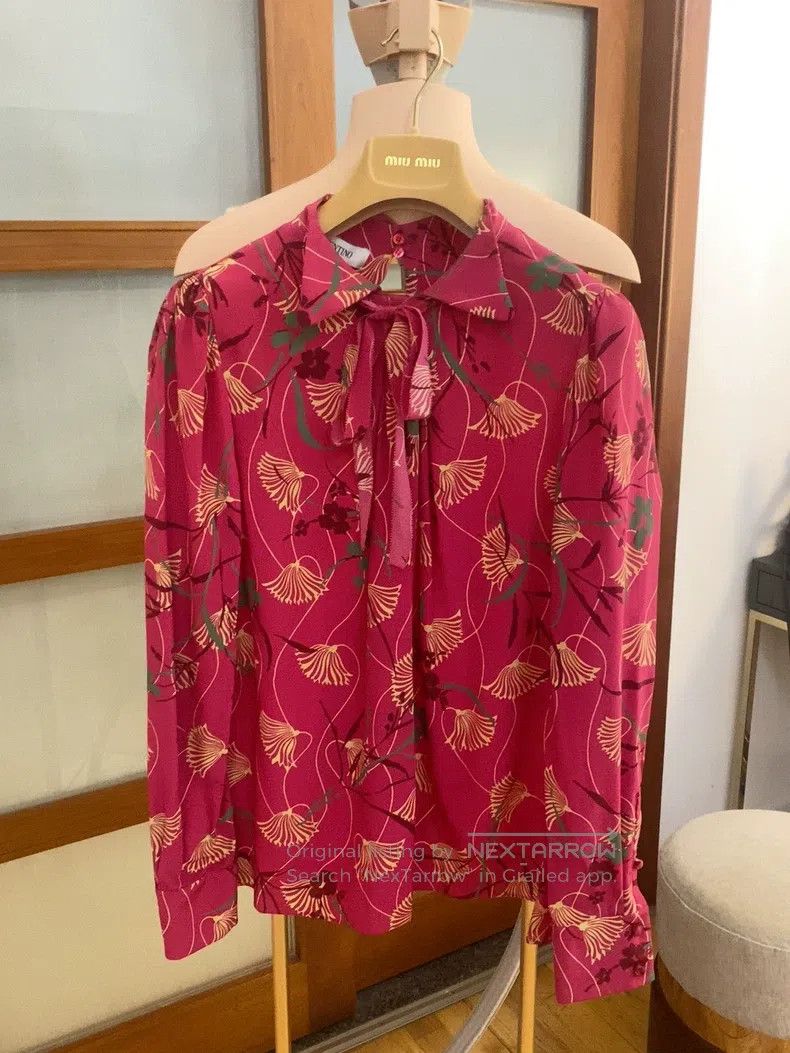 Valentino Valentino Silk shirt Size S / US 4 / IT 40 - 2 Thumbnail