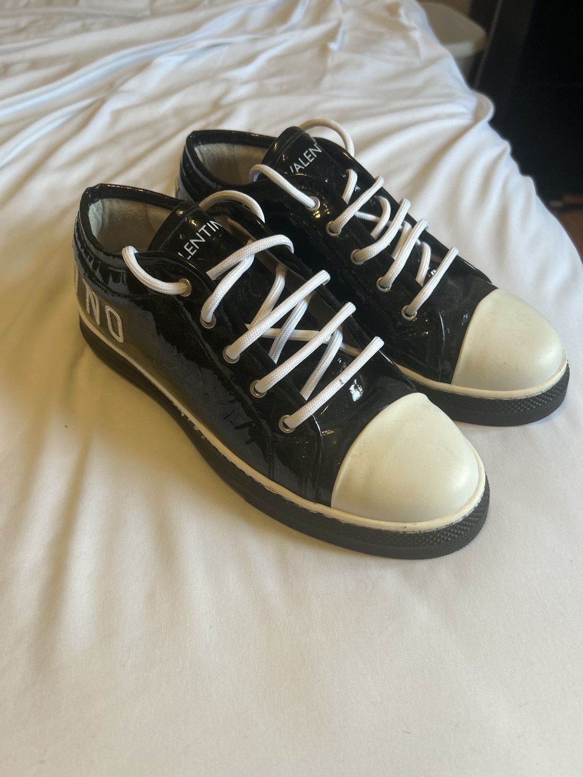 Valentino Valentino sneaker Size US 9.5 / EU 42-43 - 6 Thumbnail