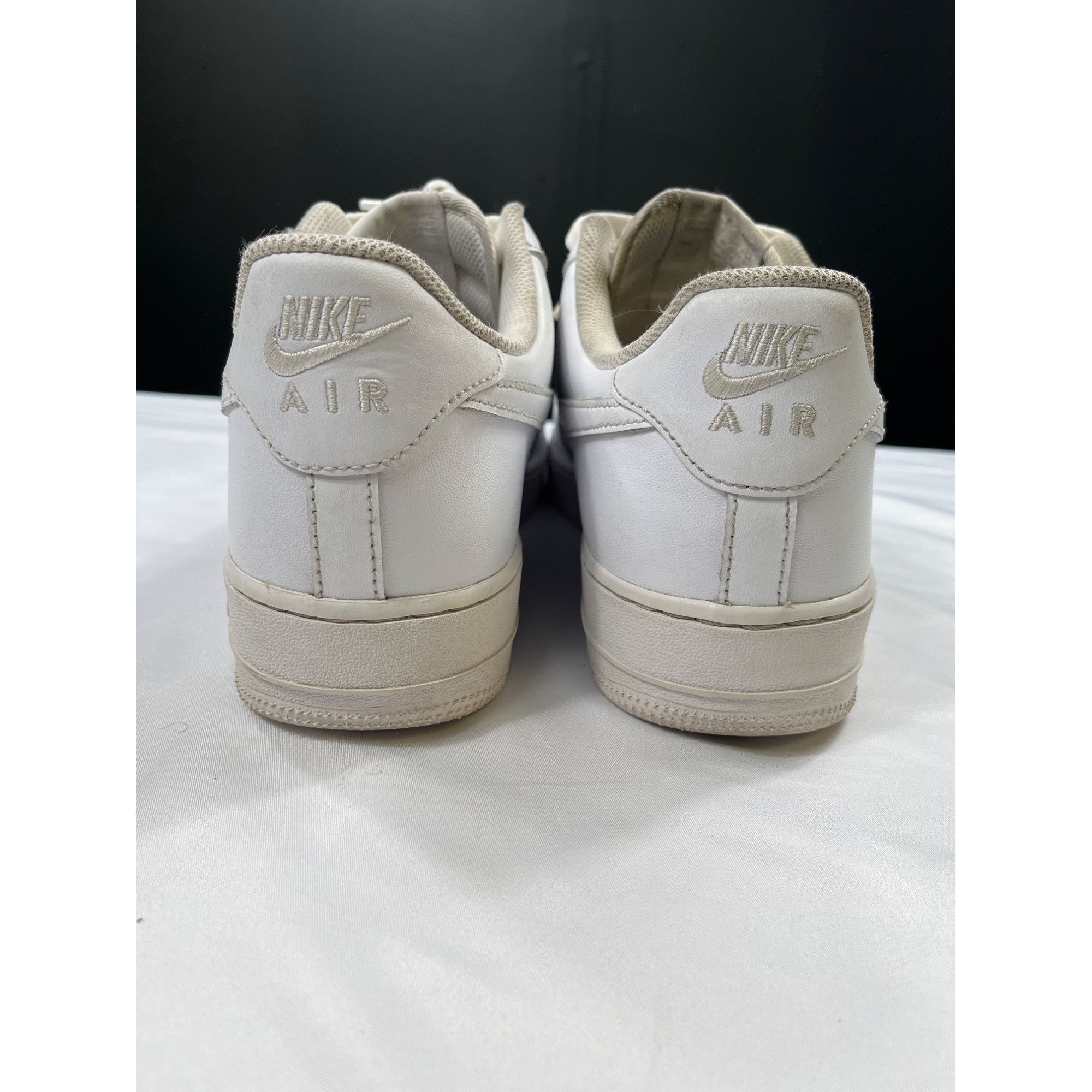 Nike Nike Mens White Air Force 1 Sneakers Size 11.5 SKU 7450 Size US 11.5 / EU 44-45 - 5 Thumbnail