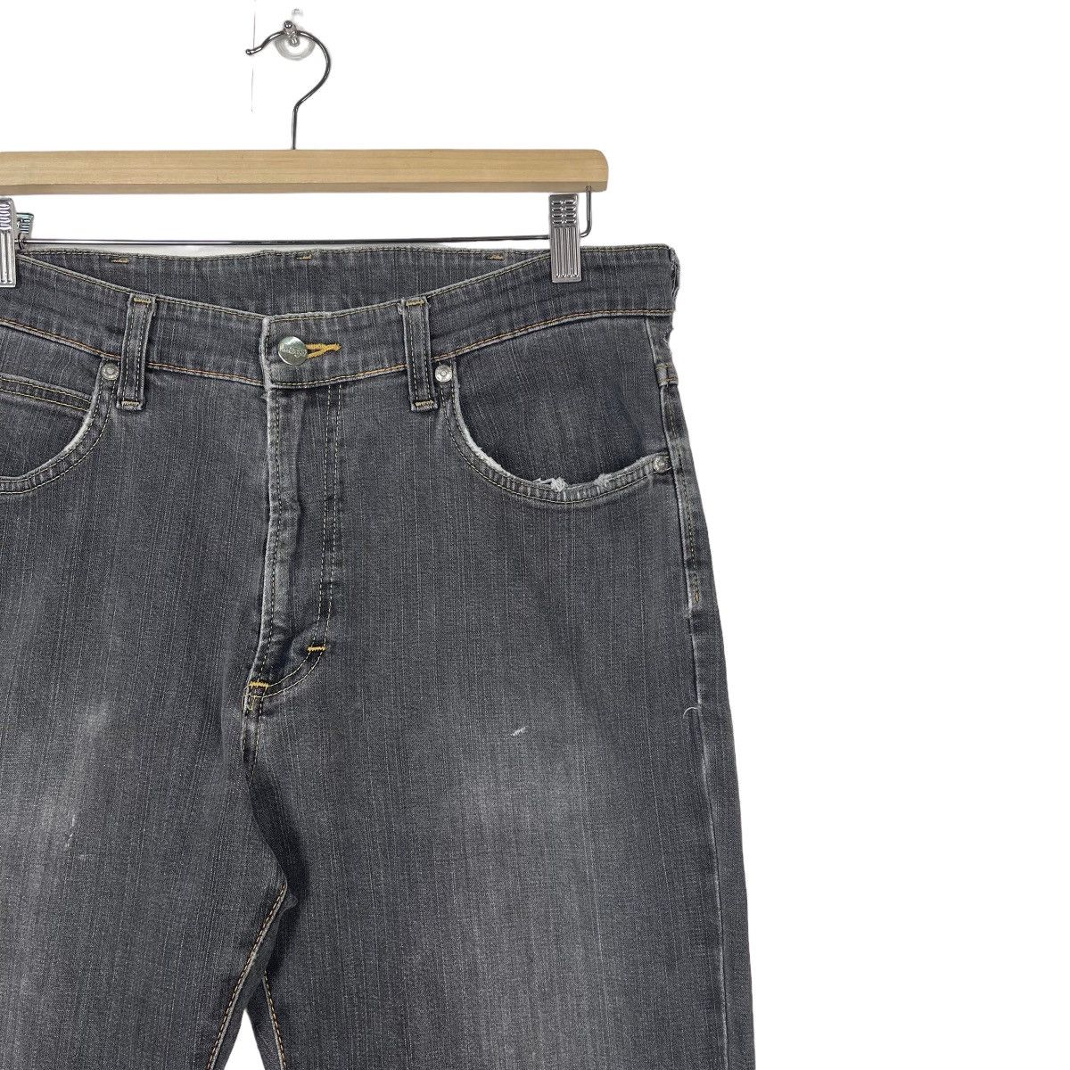 Japanese Brand WRANGLER FADED BLACK ZIPPER FLY JEANS W34 L44 Size US 34 / EU 50 - 6 Thumbnail