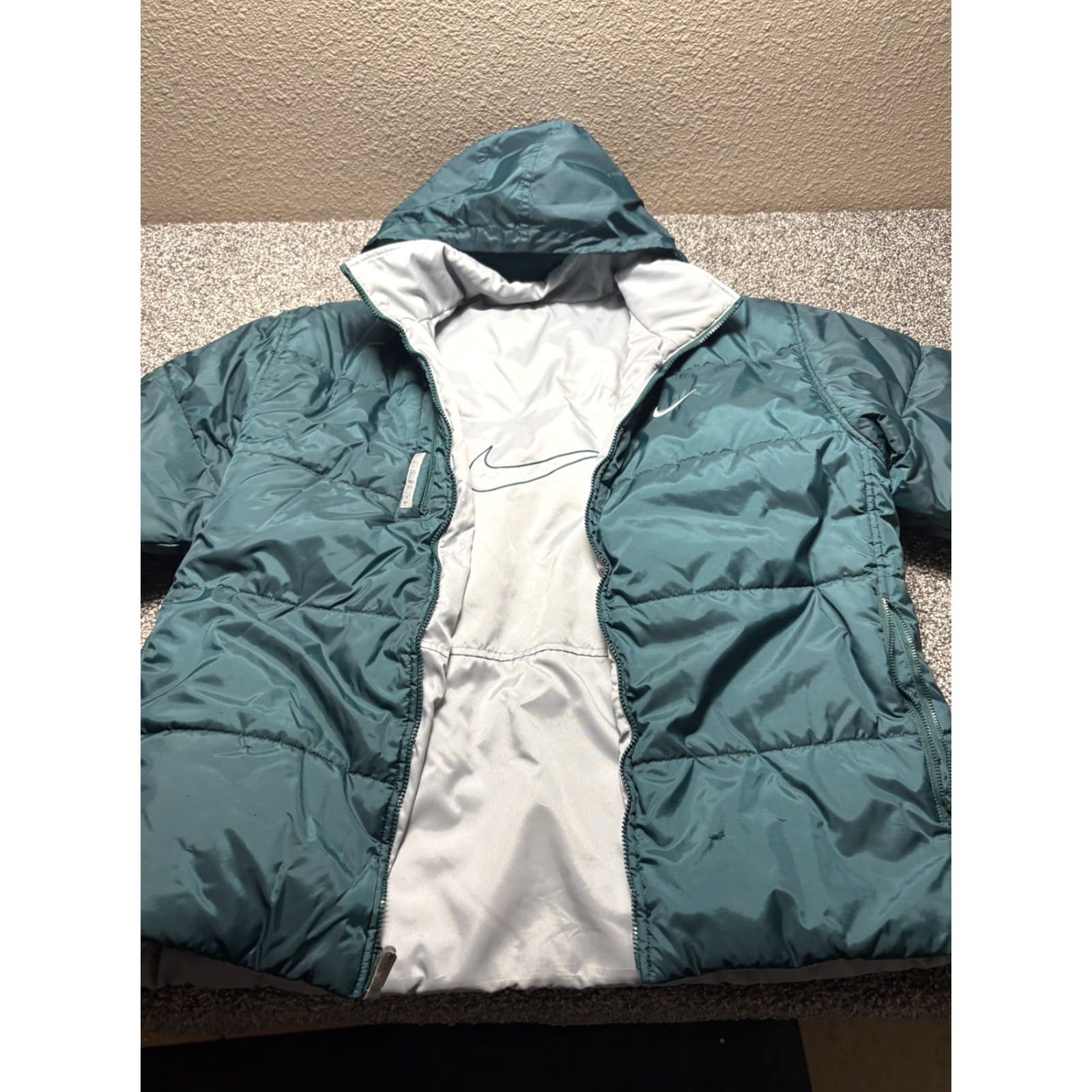 Nike VINTAGE Nike Reversible Puffer Coat Jacket Mens M Green Gray 90s Big Swoosh Size US M / EU 48-50 / 2 - 2 Thumbnail