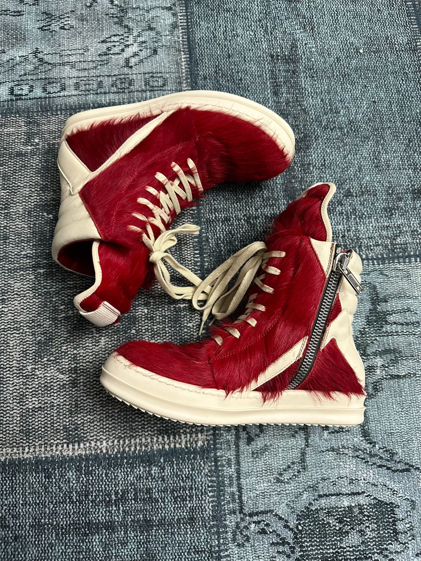Rick Owens Rick Owens Red Horsehair Inverted Triangle 37 Size US 6 / IT 36 - 1 Thumbnail