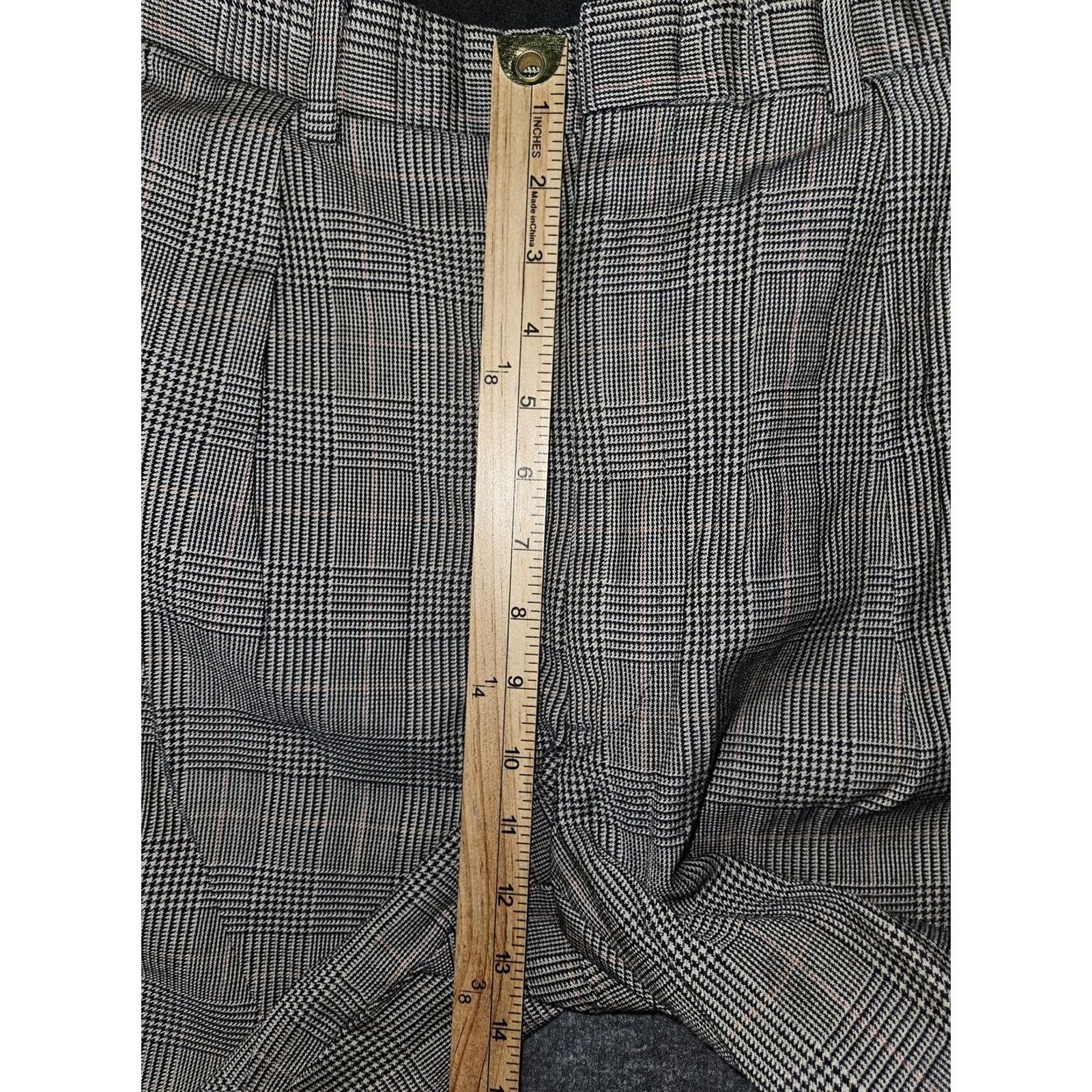 Polo Ralph Lauren VINTAGE Polo Ralph Lauren Dress Pants Mens 34x33 Plaid Pleated Cuffed USA Grey Plaid 90s Mens Size US S / EU 44-46 / 1 - 4 Thumbnail