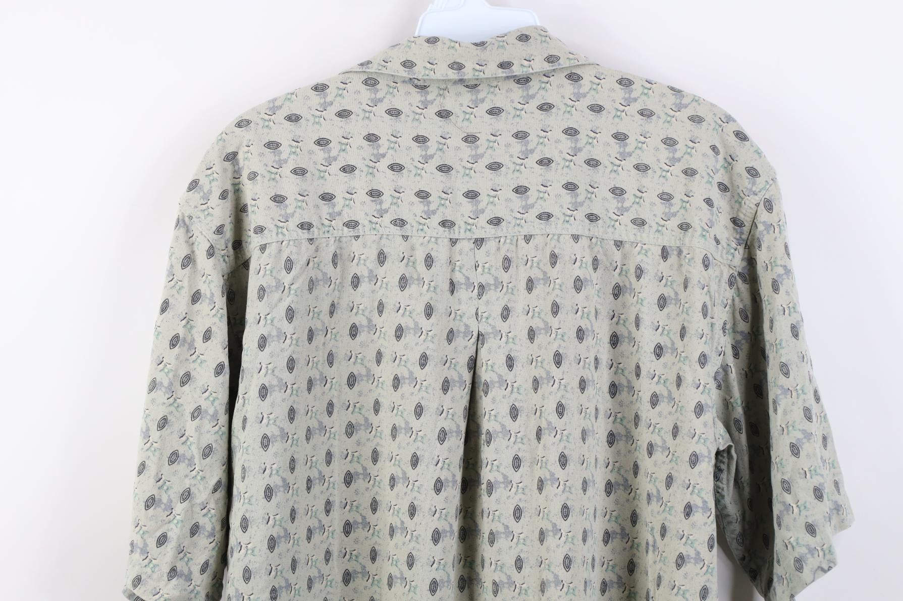Vintage Vintage 90s Streetwear Short Sleeve Collared Button Shirt Size US L / EU 52-54 / 3 - 14 Thumbnail