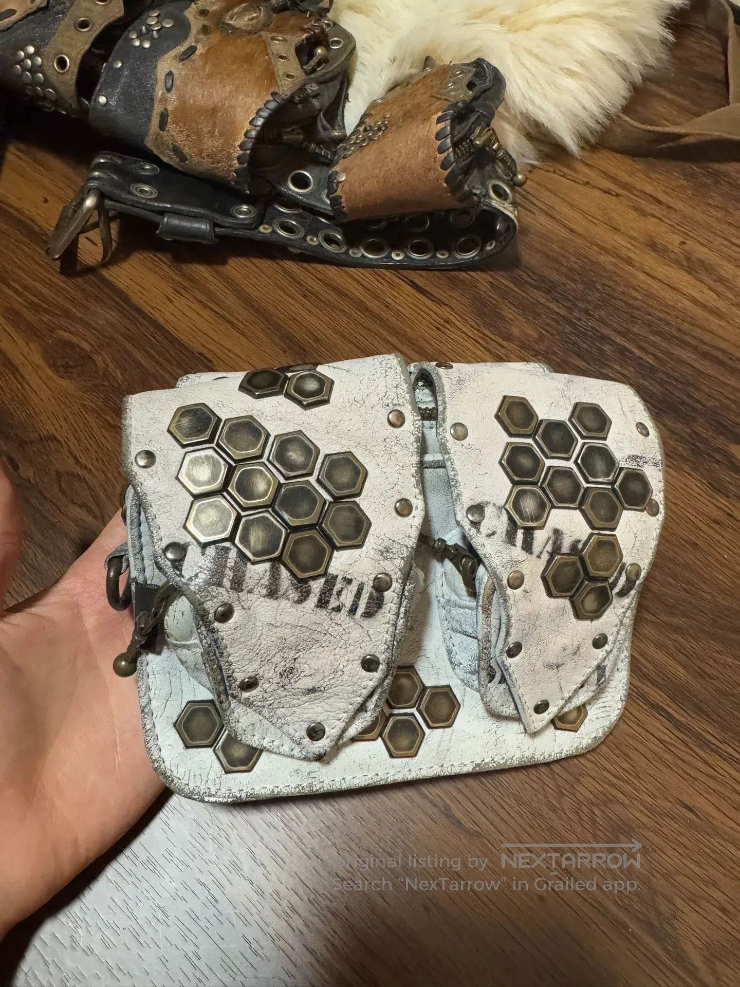 KMRii kmrii Visual Kei White Waist Bag. Size ONE SIZE - 2 Thumbnail
