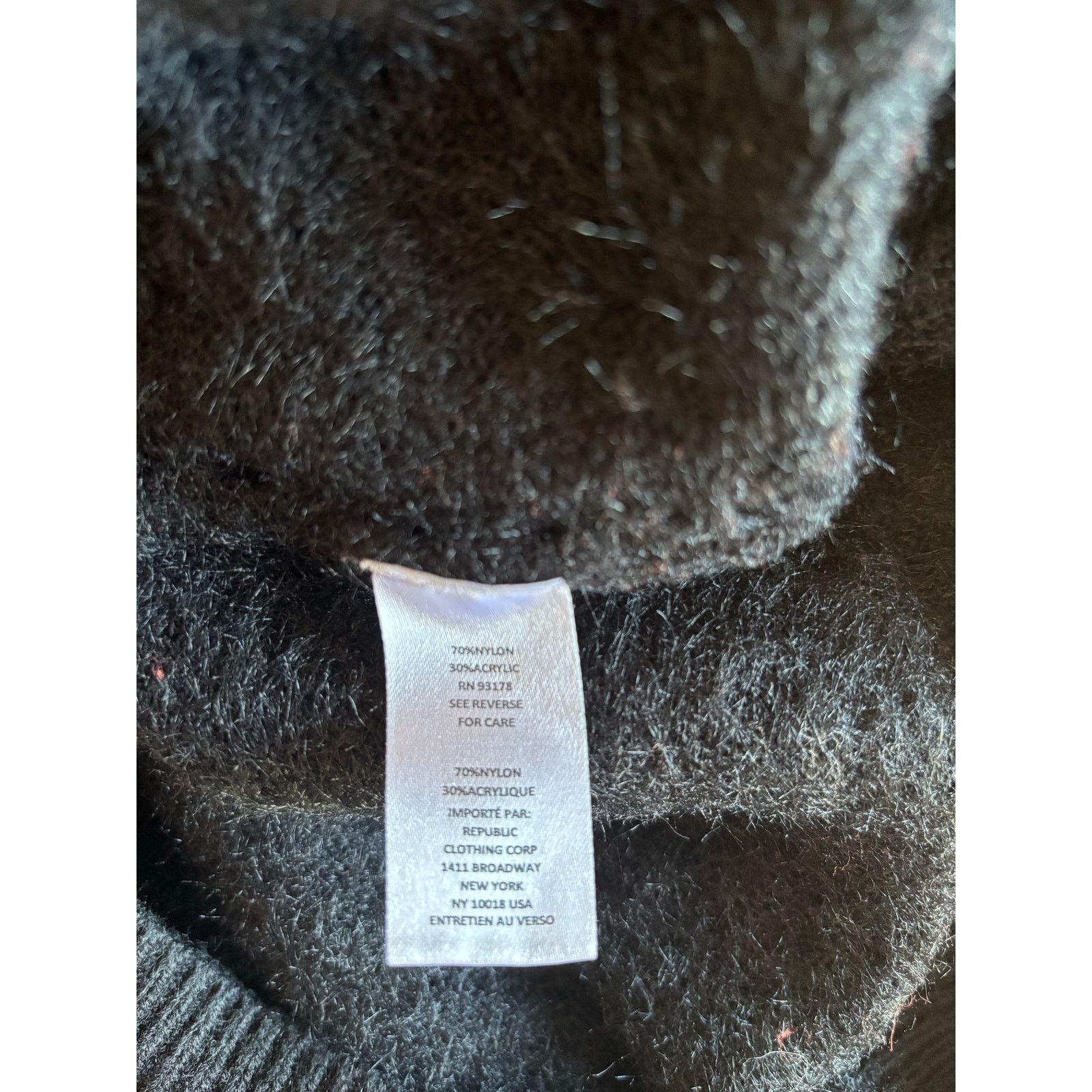 The Unbranded Brand Tahari Eyelash Fuzzy Cardigan One Size Size ONE SIZE - 6 Thumbnail