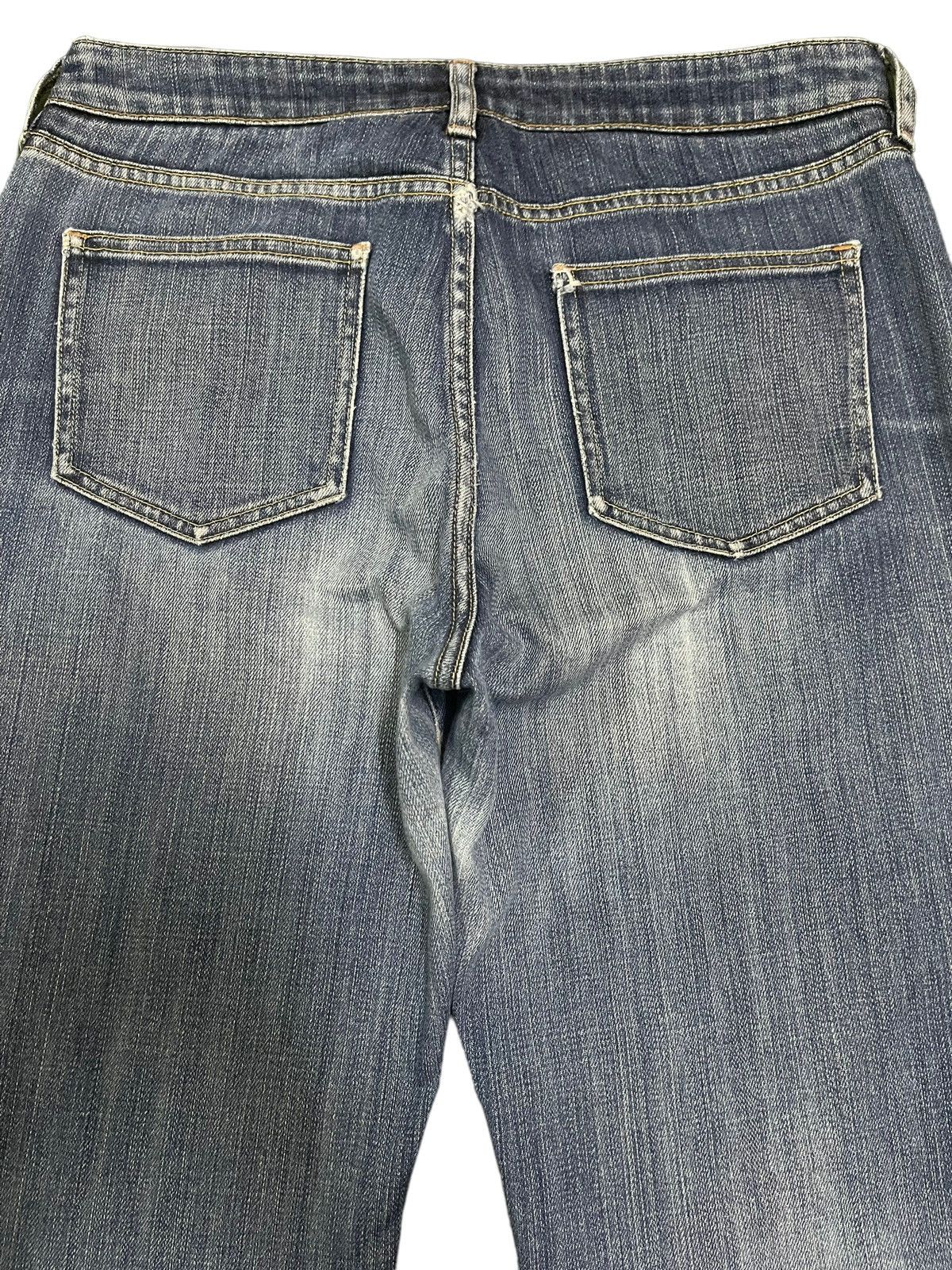 Uniqlo Vintage Japanese Uniqlo Blue Wash Baggy Style Flare Jeans Size US 30 / EU 46 - 4 Thumbnail