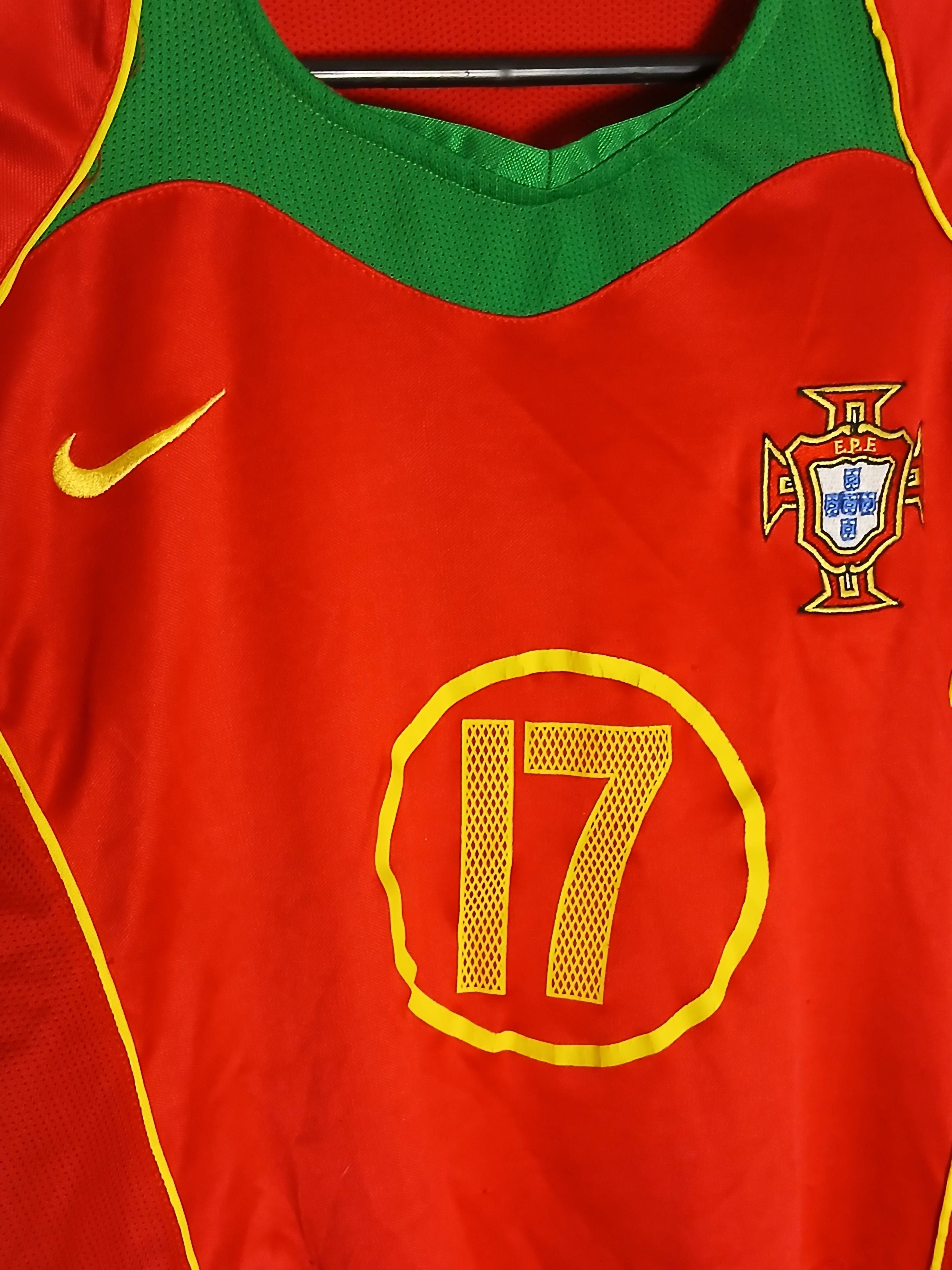 Other Portugal Football Team 2004/2006 Home Ronaldo Jerse Size US M / EU 48-50 / 2 - 3 Thumbnail
