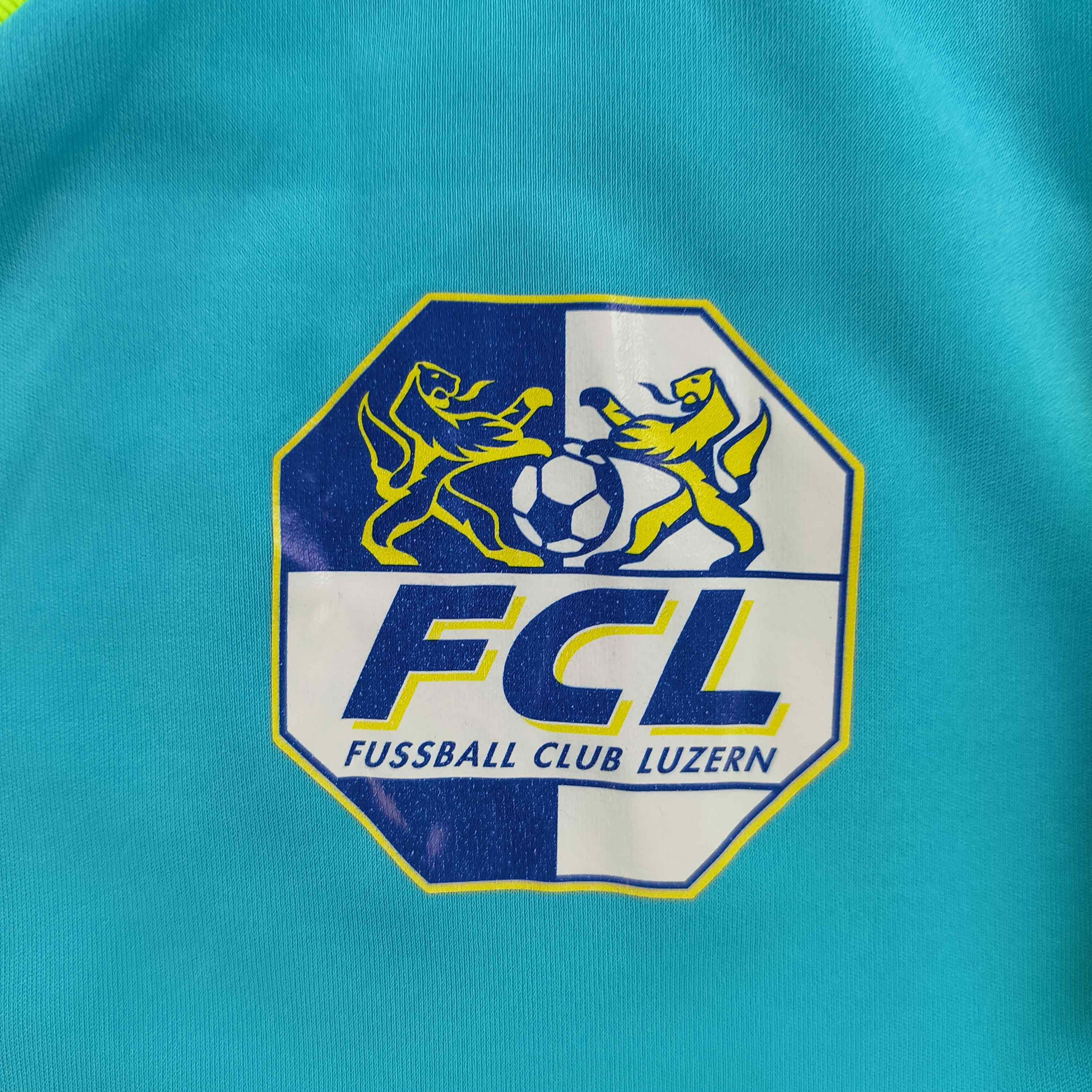 Adidas Luzern 2014-15 Adidas goalkeeper football jersey size S Size US S / EU 44-46 / 1 - 4 Thumbnail