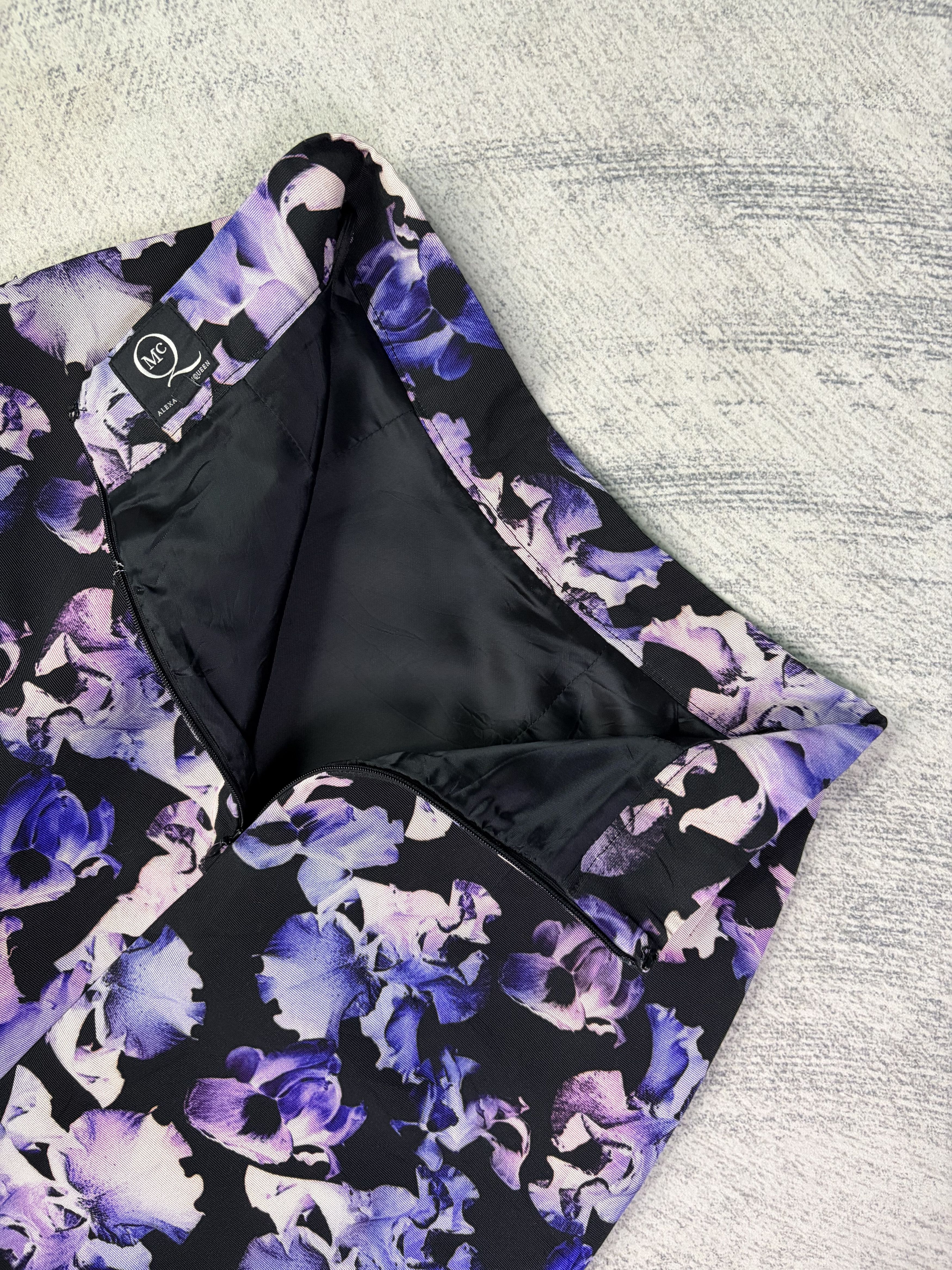 McQ Alexander McQueen Alexander McQueen Purple Size 40 Floral Skirt Made in Italy Size 26" / US 2 / IT 38 - 4 Thumbnail