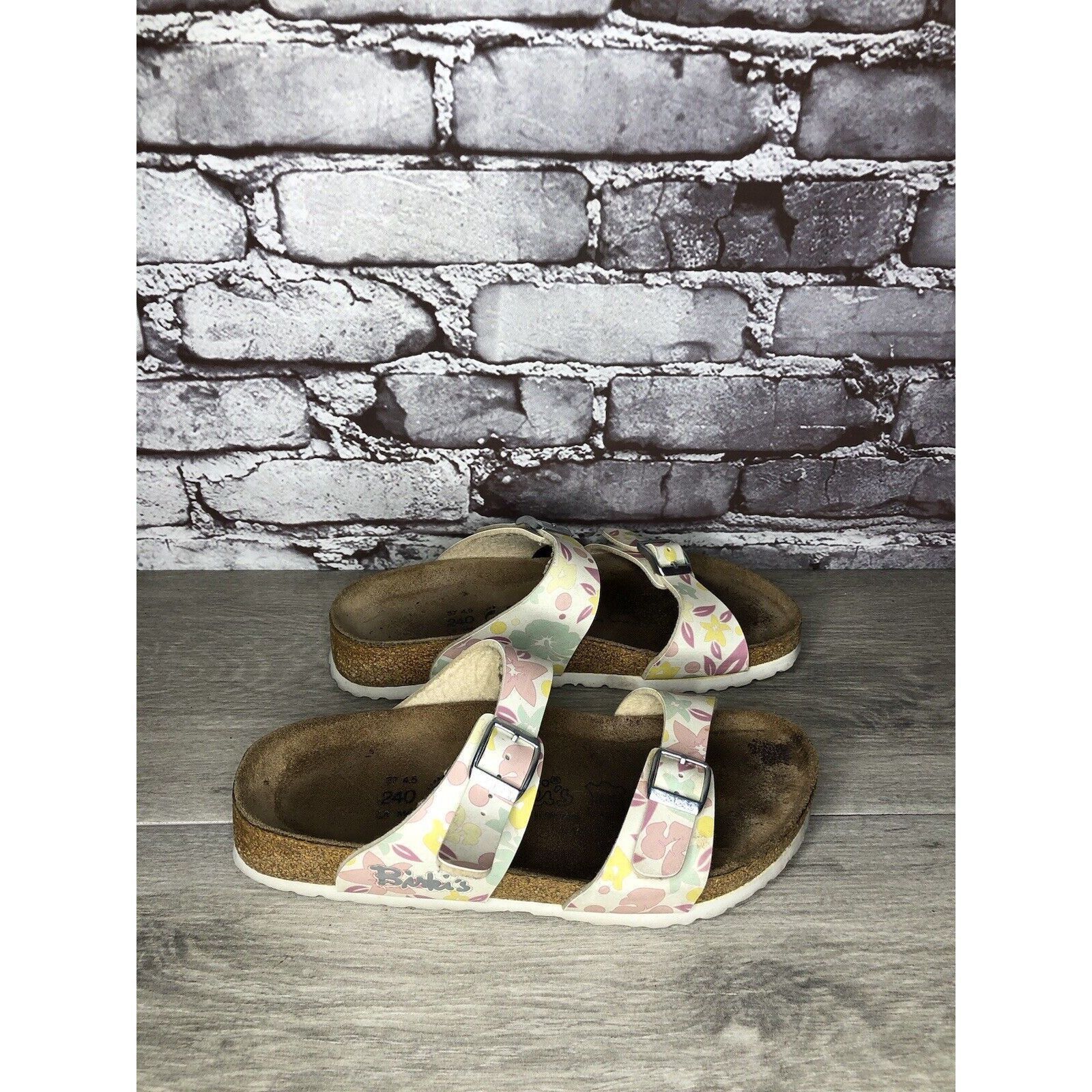 Birkenstock Birki's Birkenstock Pink Leather Floral Slides Sandals Women Size US 6.5 / IT 36.5 - 12 Thumbnail