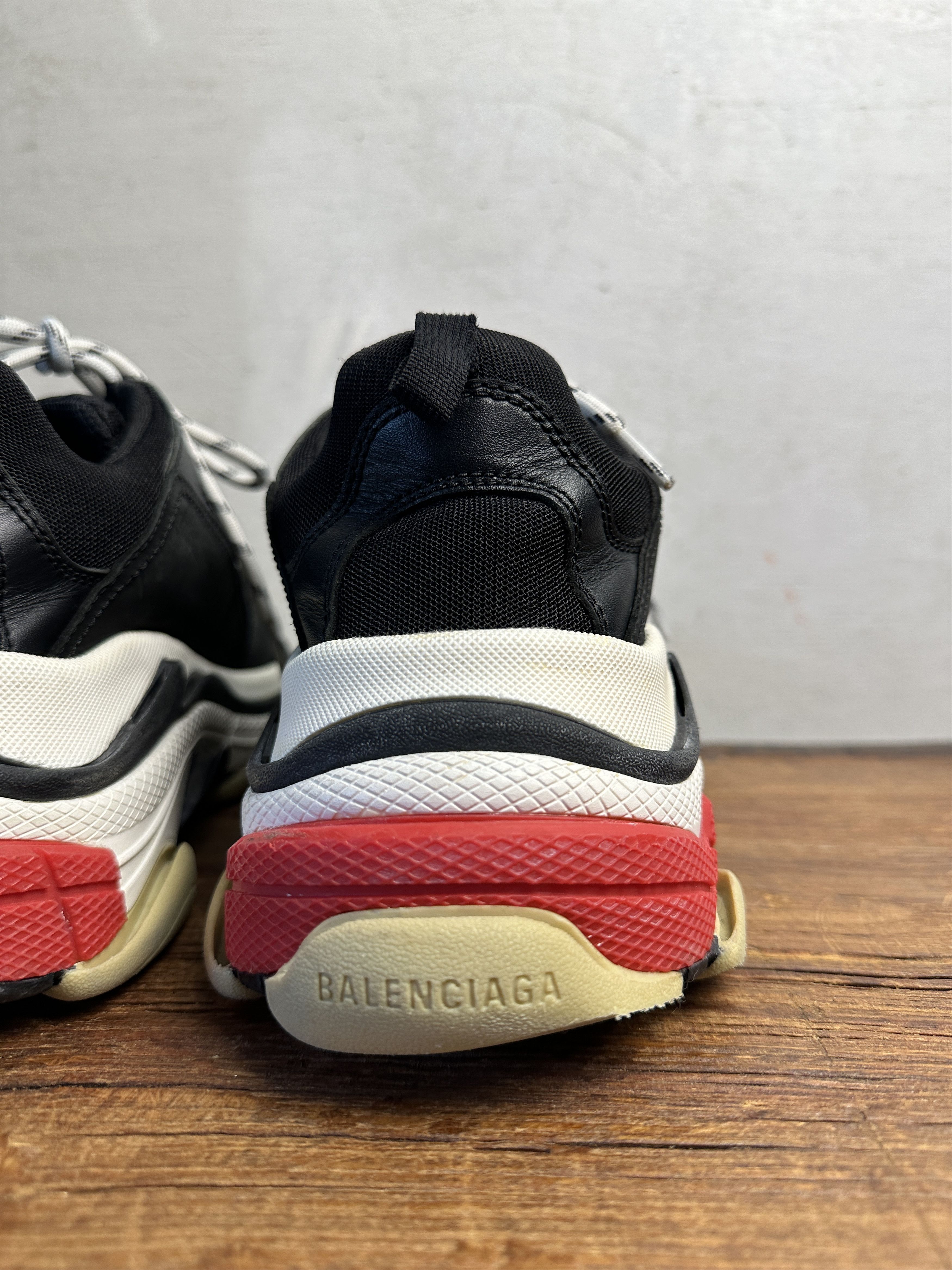 Balenciaga Balenciaga Triple S Black Red White Size US 11 / EU 44 - 7 Thumbnail