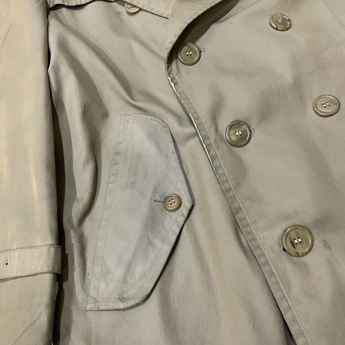 Burberry ☀️Vintage Burberrys double breasted trench coat Size US M / EU 48-50 / 2 - 12 Thumbnail