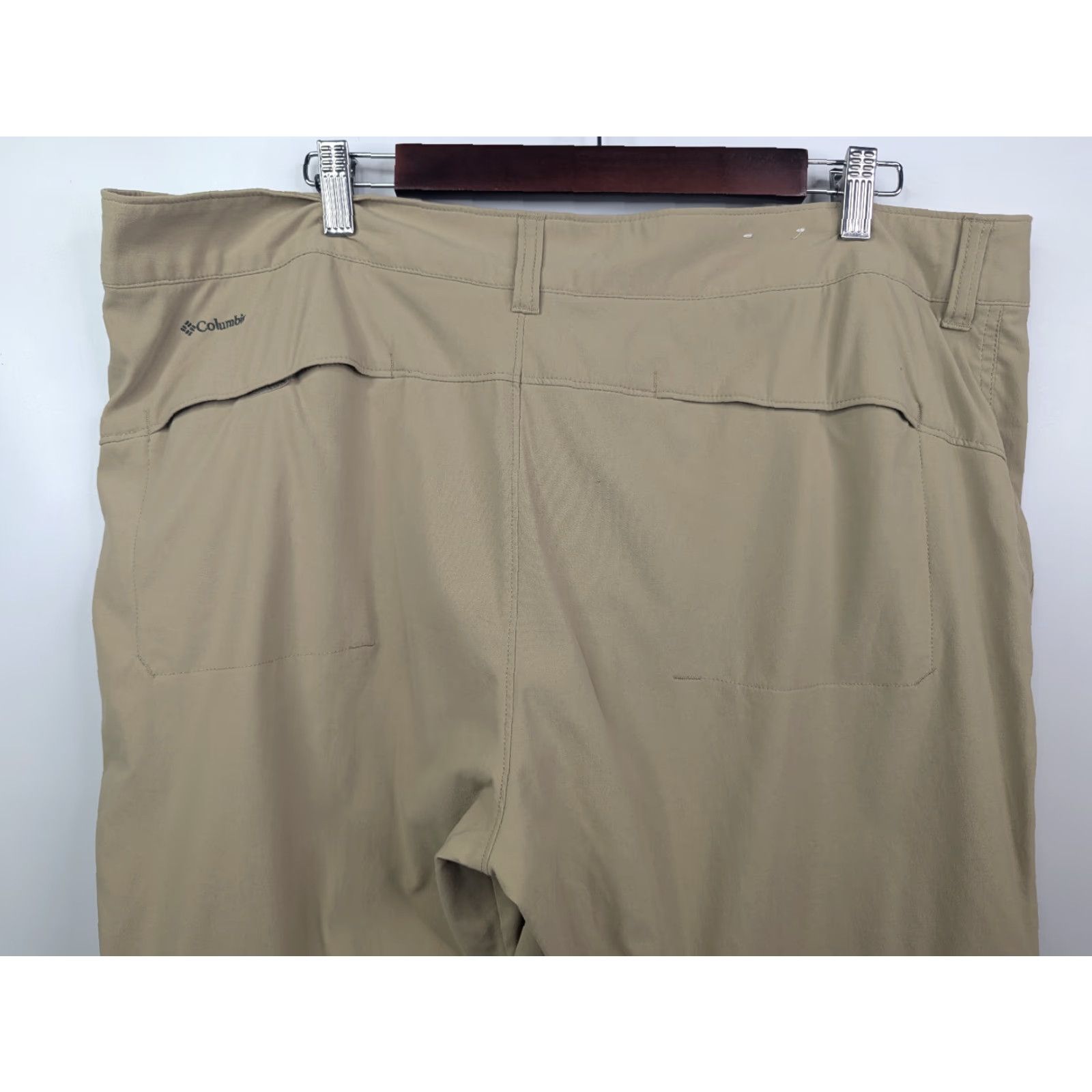 Vintage Columbia Womens Saturday Trail II Convertible Pants 20S Beige Omni Shield Front Zip Button Regular Straight Leg Outdoor Hiking" Size 42" / US 20 - 5 Thumbnail