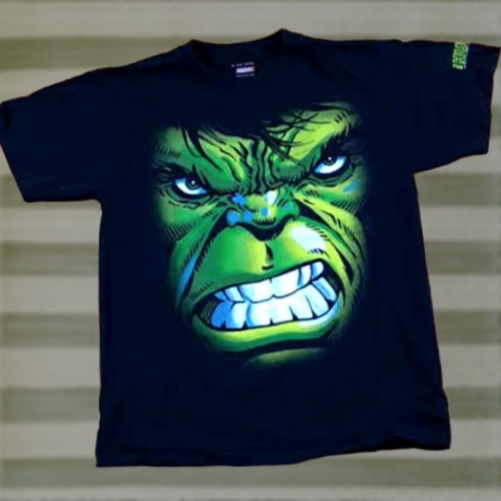 Vintage Pre-Owned Marvel Incredible Hulk T-Shirt Medium M Black Short Sleeve Shirt Mens Graphic Print 1990s Comics Mad Engine Size US M / EU 48-50 / 2 - 1 Thumbnail