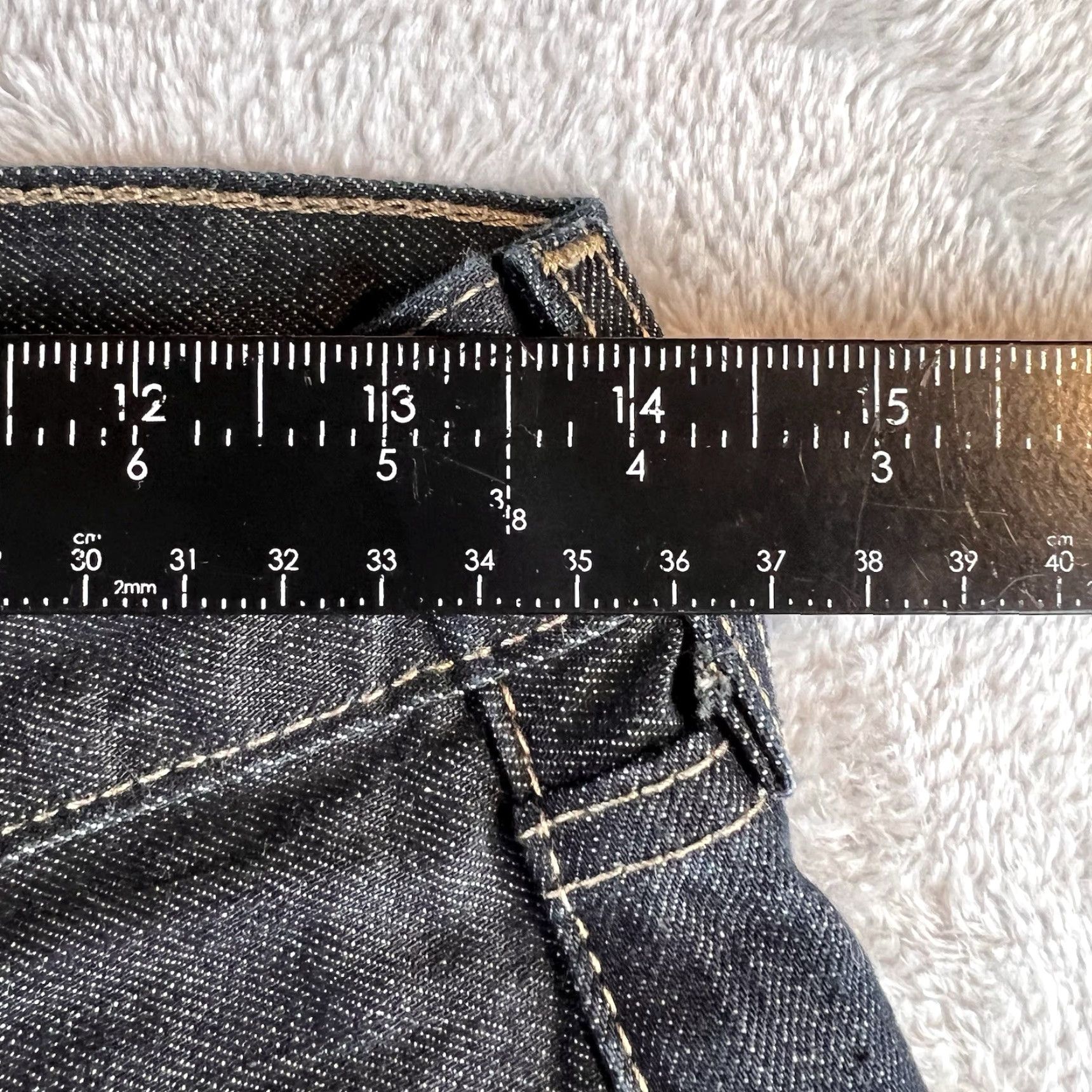Levi's Levi’s 501 Original Fit Jeans Mens 30x30 Blue Dark Wash Straight Denim Jeans Regular Men 90s Cowboy USA Vintage No rear tag Size US 30 / EU 46 - 5 Thumbnail