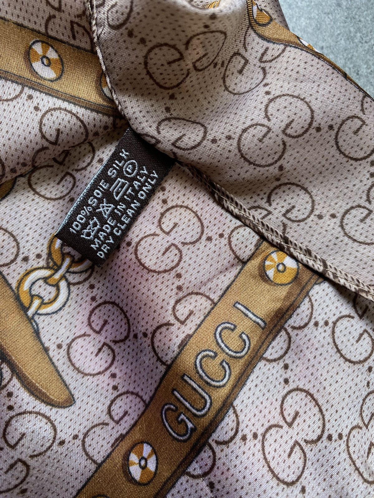 Gucci Gucci GG Monogram Floral Chain Silk Scarf Size ONE SIZE - 5 Thumbnail