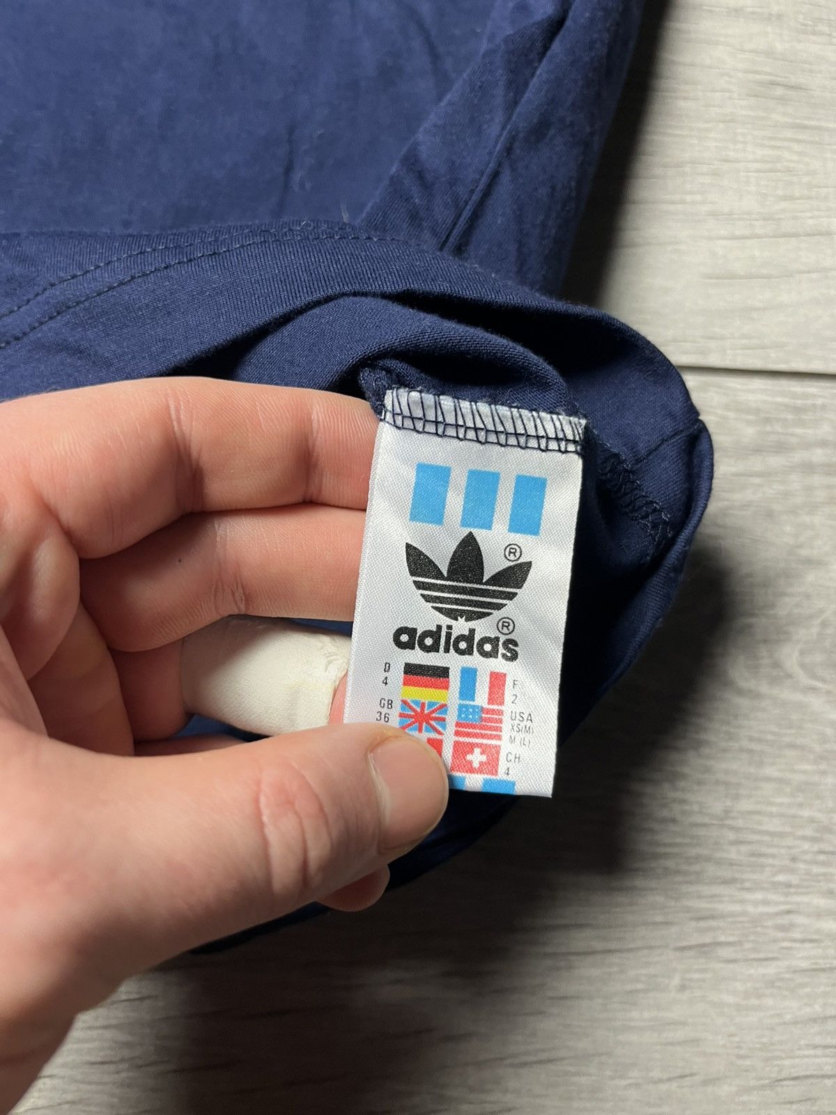 Adidas Vintage Adidas Geometric Tshirt size Medium Size US M / EU 48-50 / 2 - 5 Thumbnail