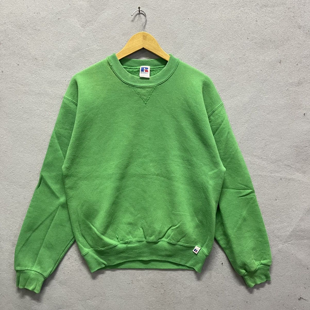 Russell Athletic Vintage Russell Athletic Crewneck Sweatshirt – Made in USA Size US L / EU 52-54 / 3 - 1 Thumbnail