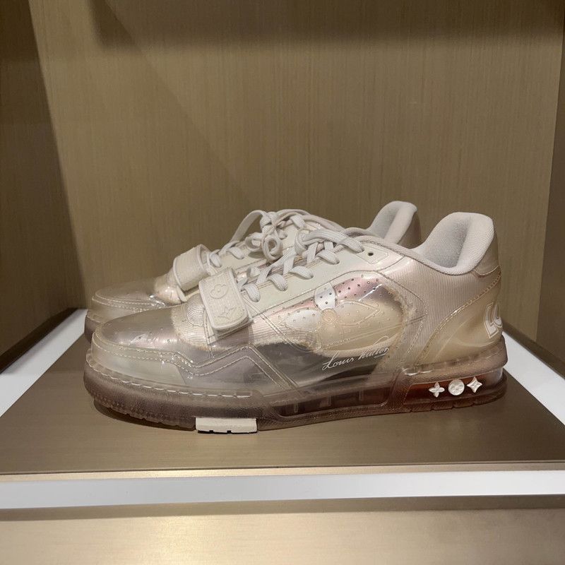 Louis Vuitton Stylish Transparent Logo Sneakers for Men