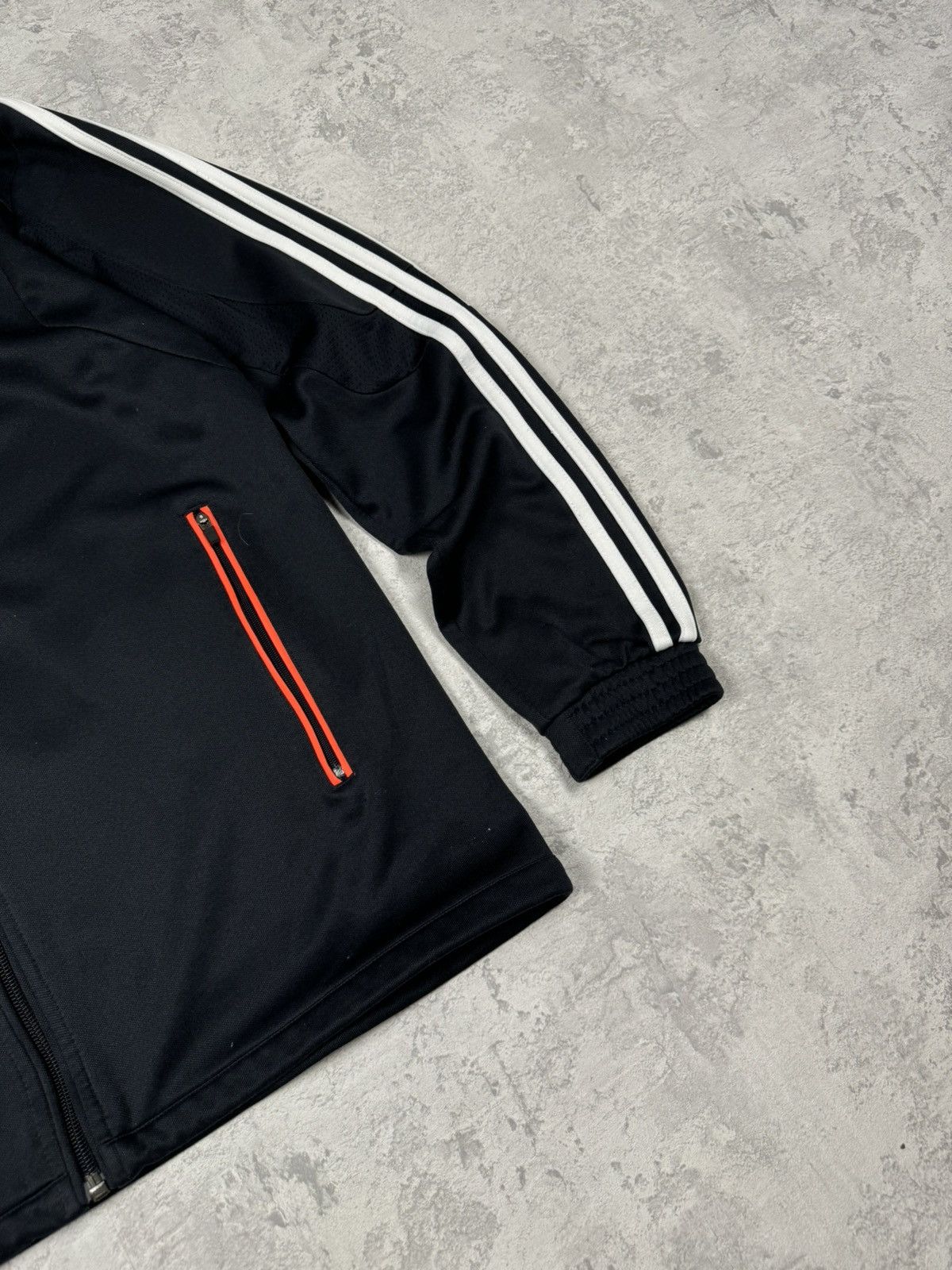 Adidas Vintage Adidas Bayern Munchen 2012 Track Jacket Size M Size US M / EU 48-50 / 2 - 5 Thumbnail