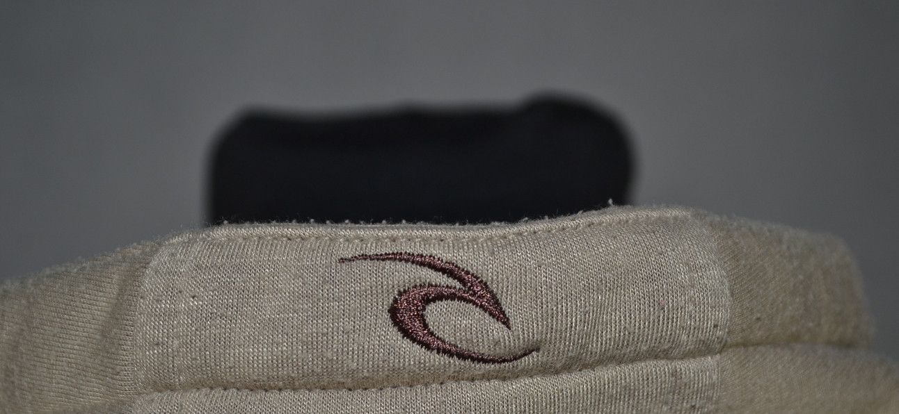 Rip Curl × Vintage Vintage Y2K Rip Curl Embroidered Logo Rap Hoodie S Size US S / EU 44-46 / 1 - 3 Thumbnail
