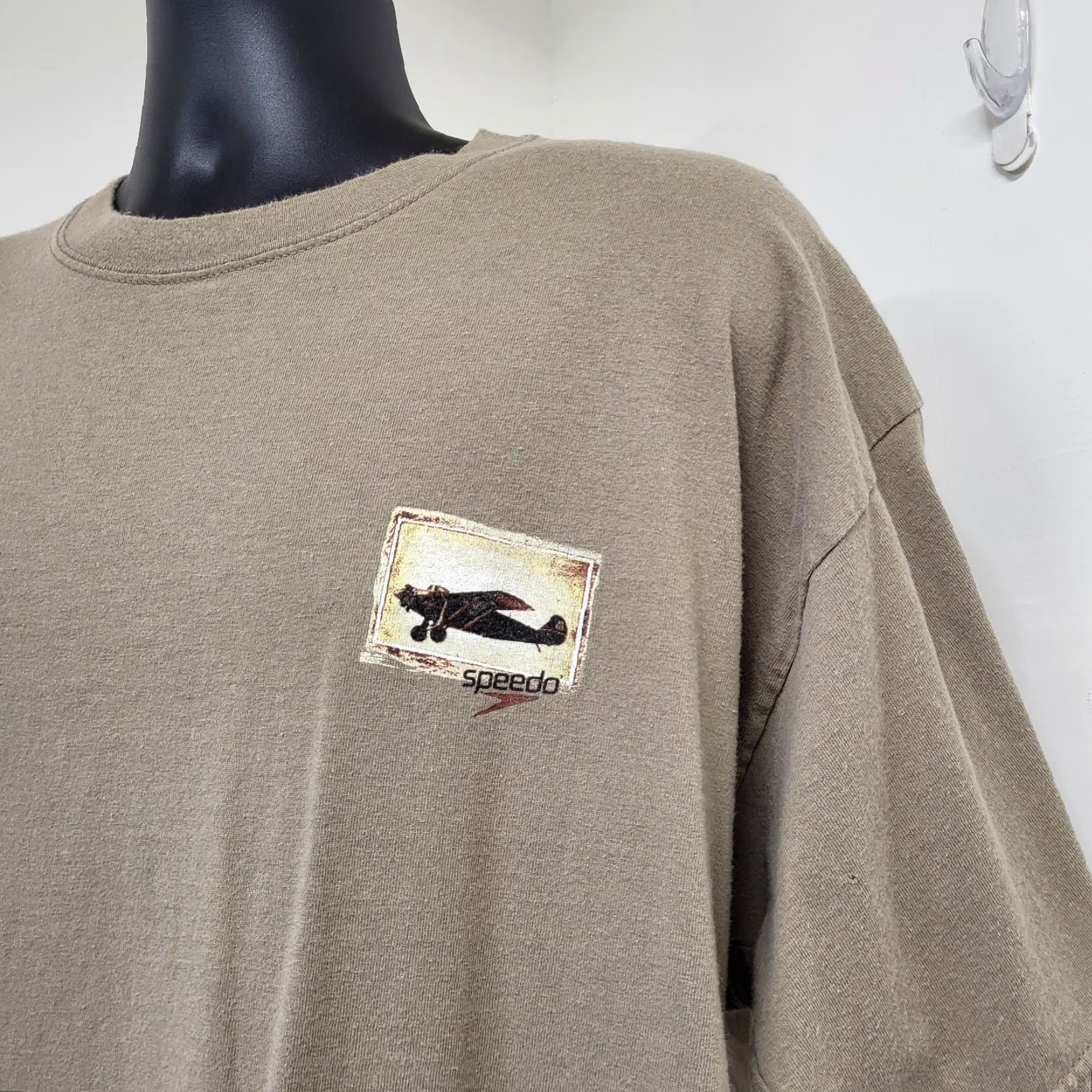 Speedo VINTAGE Speedo T-Shirt XL Mens Brown Airplane Beach Swimming Y2K Surf 2004 90s Graphic Print Short Sleeve Crew Neck Size US XL / EU 56 / 4 - 4 Thumbnail